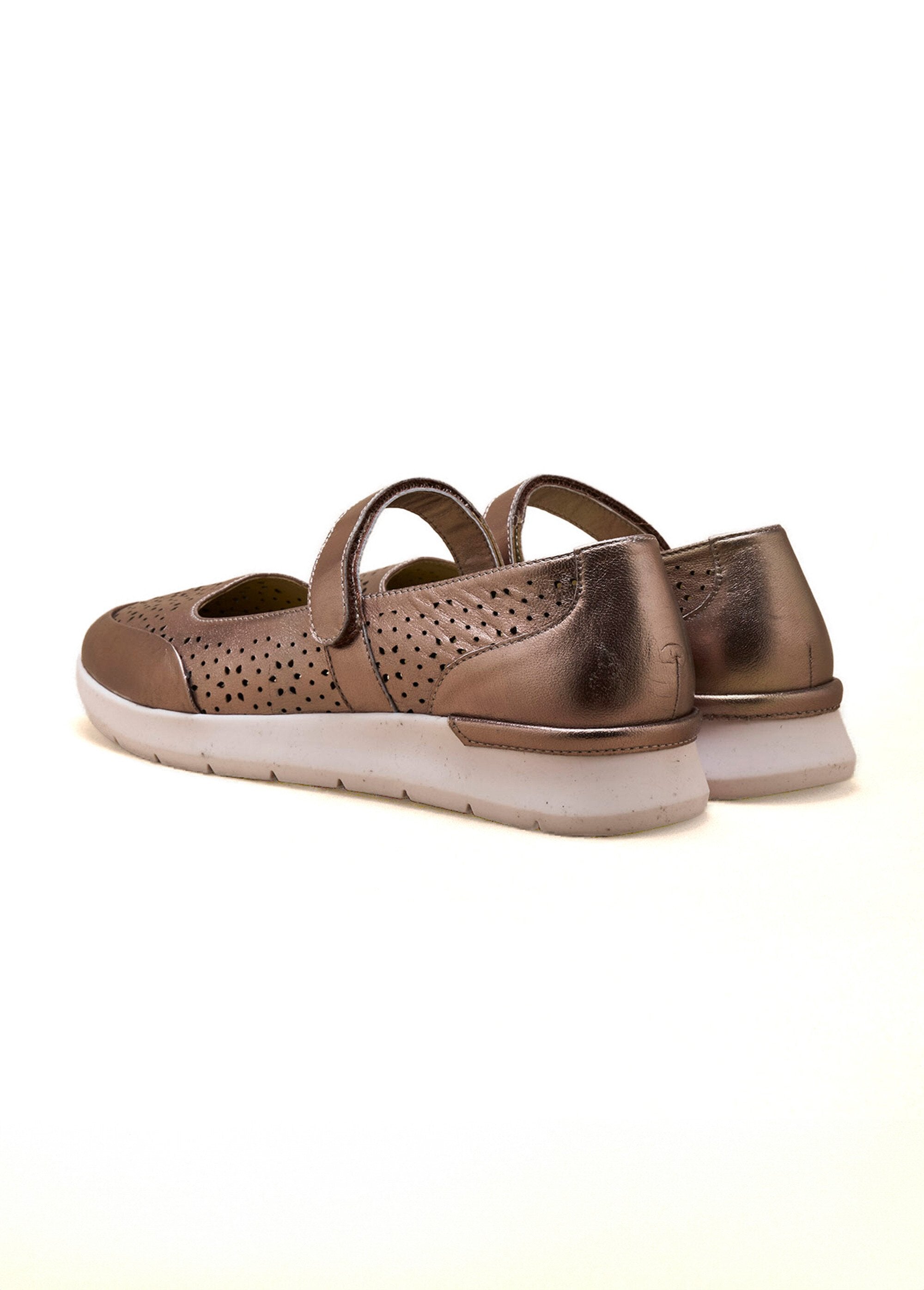 Perforated_leather_strappy_ballerinas_Bronze_DO1_slim