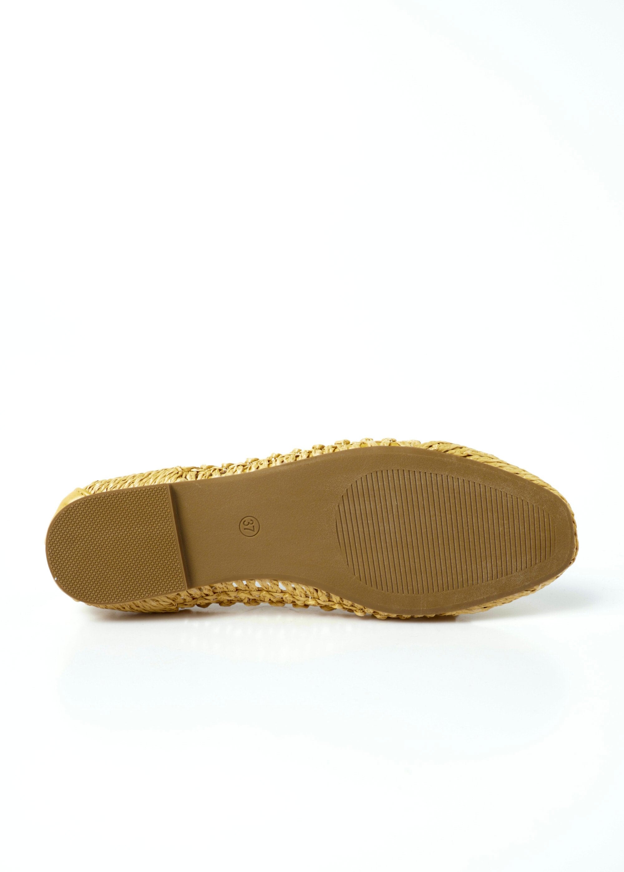 Natural-look_openwork_flat_ballerinas_Beige_UN1_slim