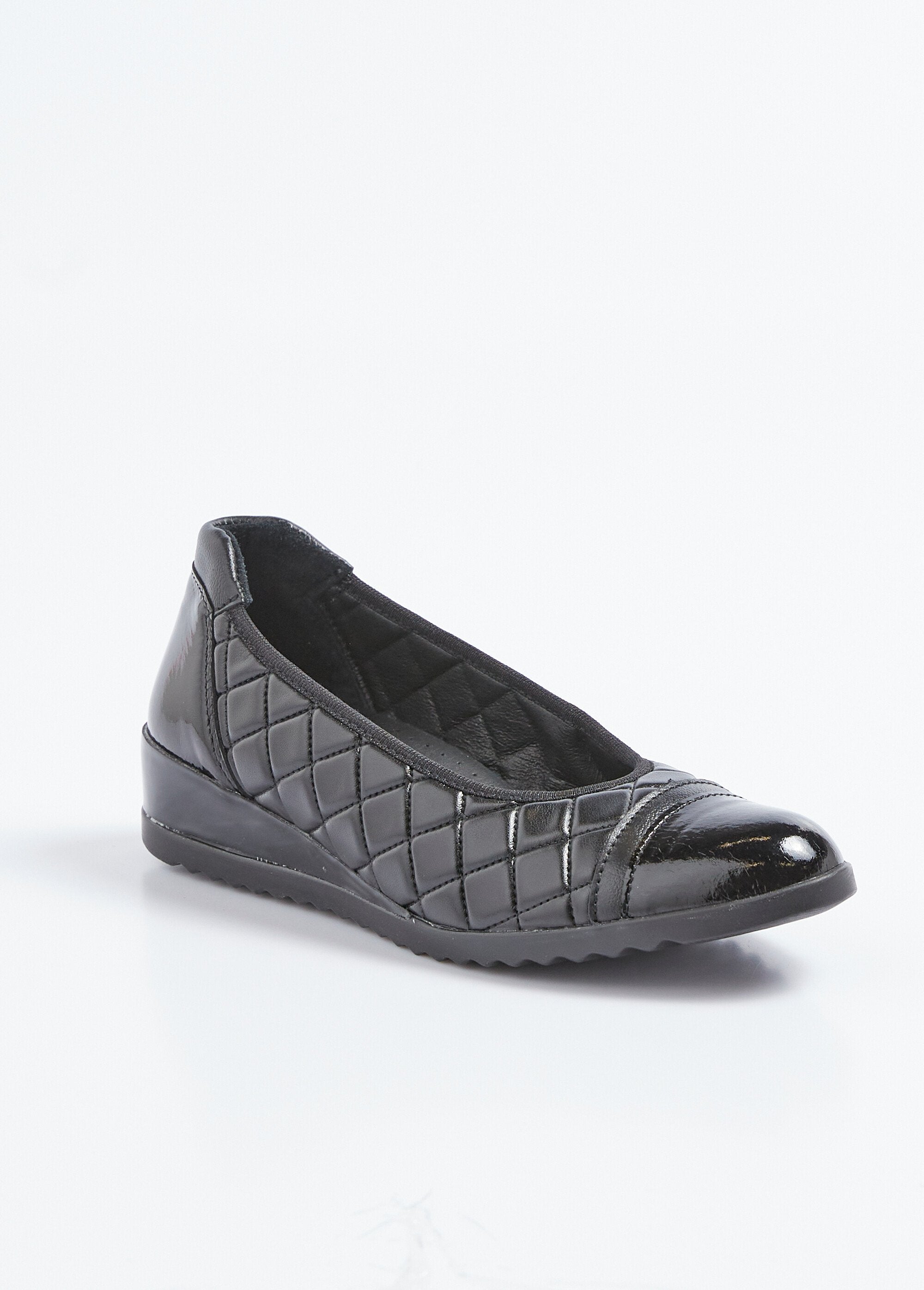Comfort_width_stretch_wedge_ballerinas_Black_FA1_slim