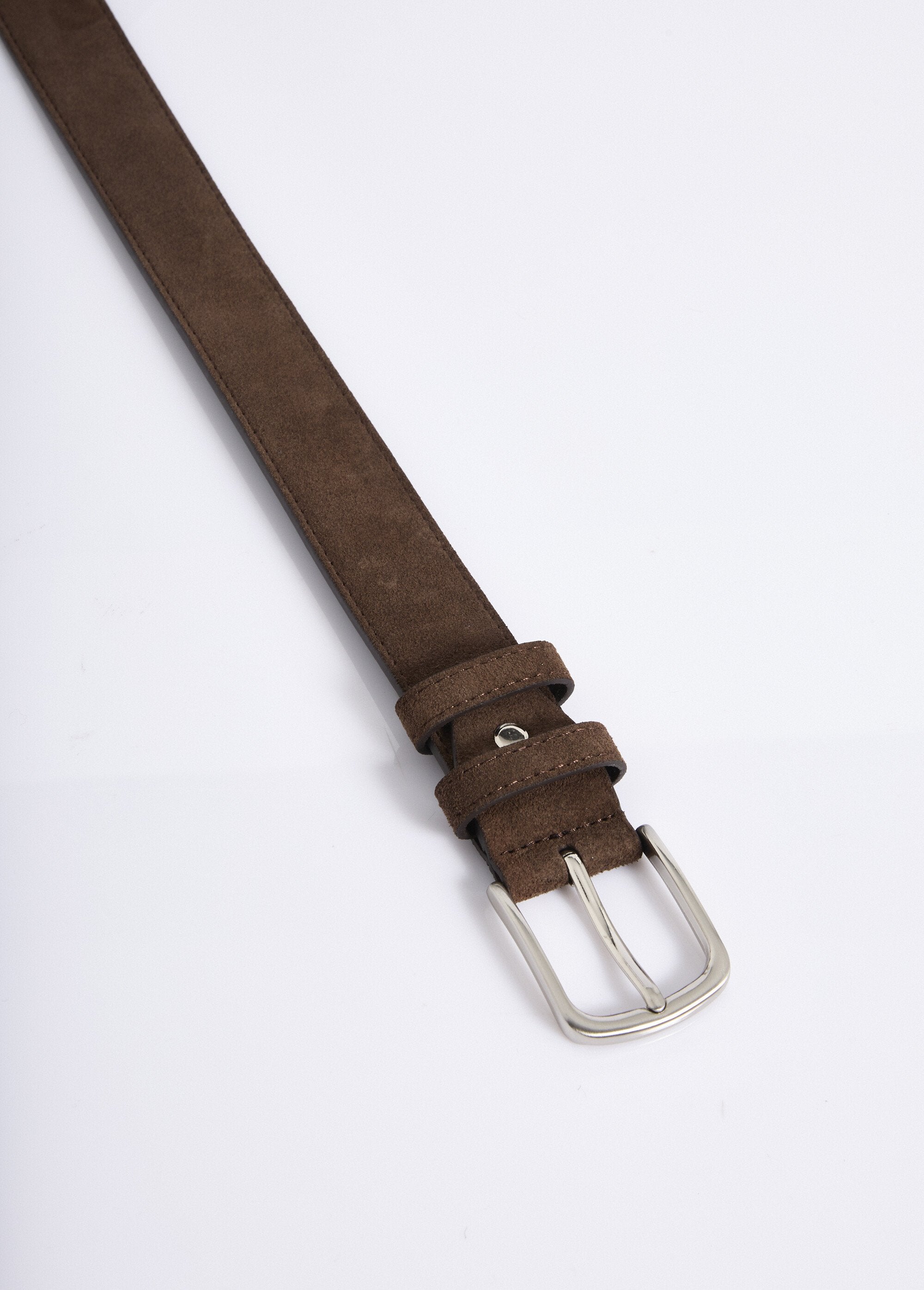 Suede_belt_with_metal_buckle_Brown_DE1_slim