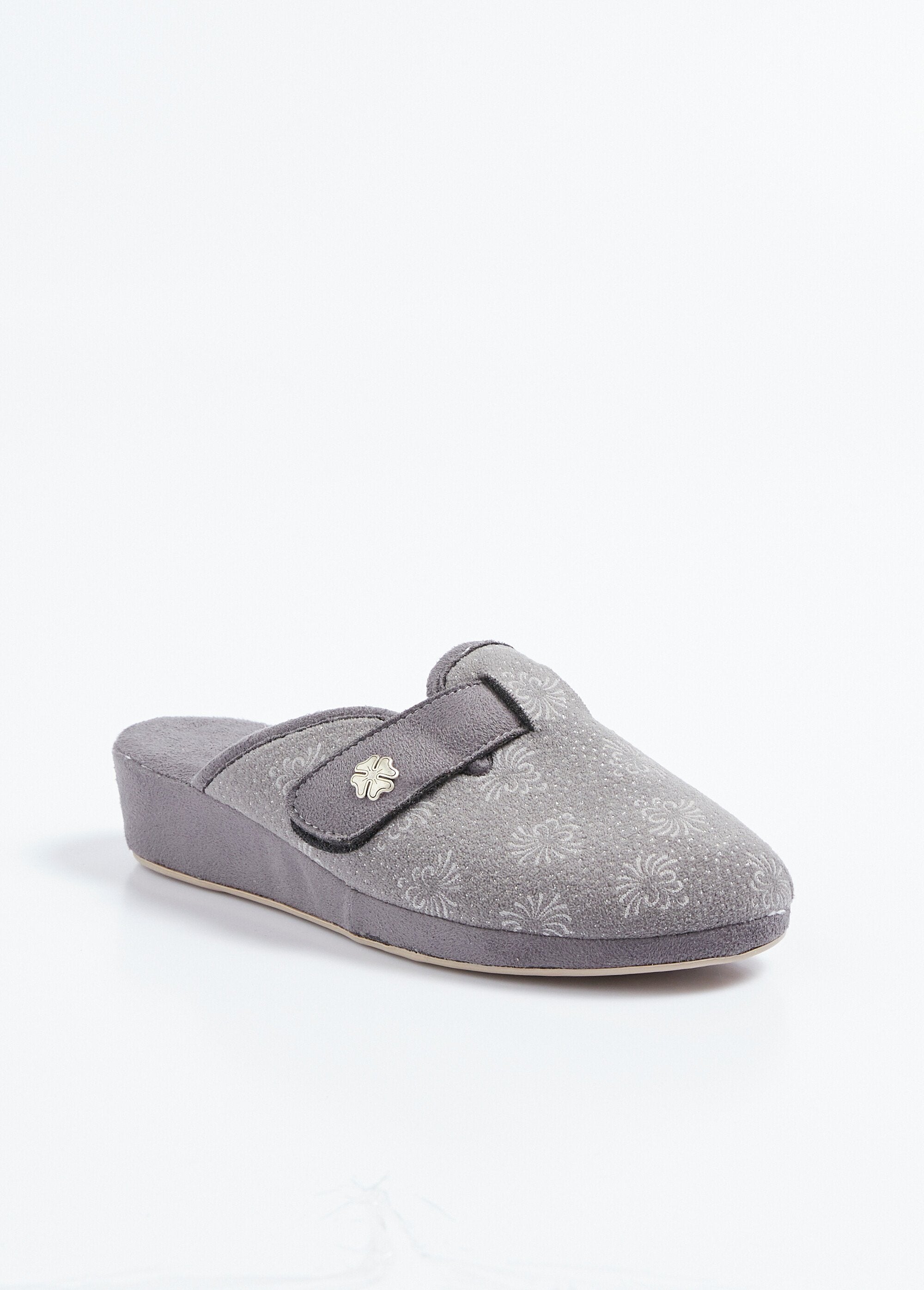 Comfort_width_Velcro_mule_slippers_Gray_FA1_slim