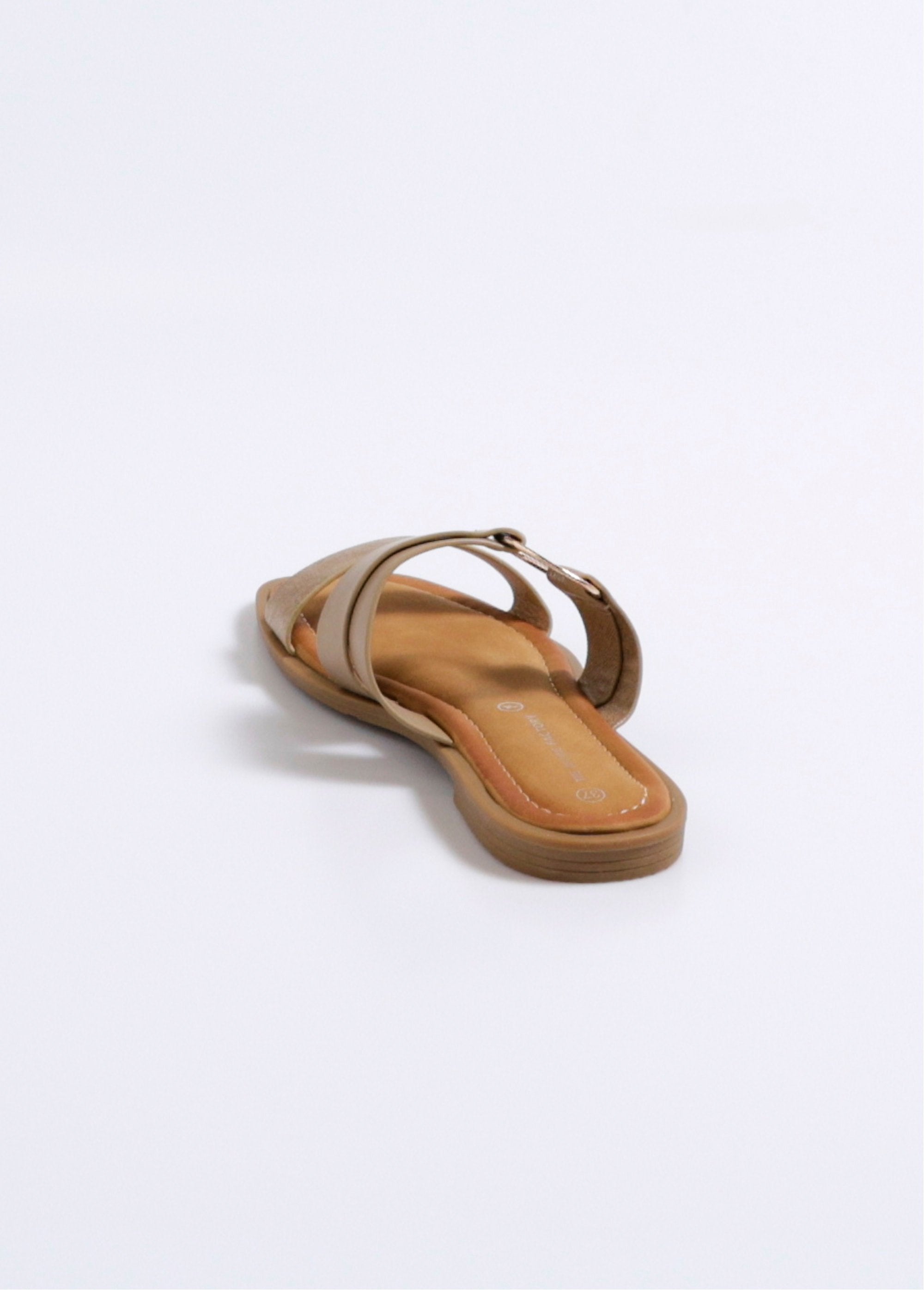 Flat_mules_with_metallic_straps_Mole_DO1_slim
