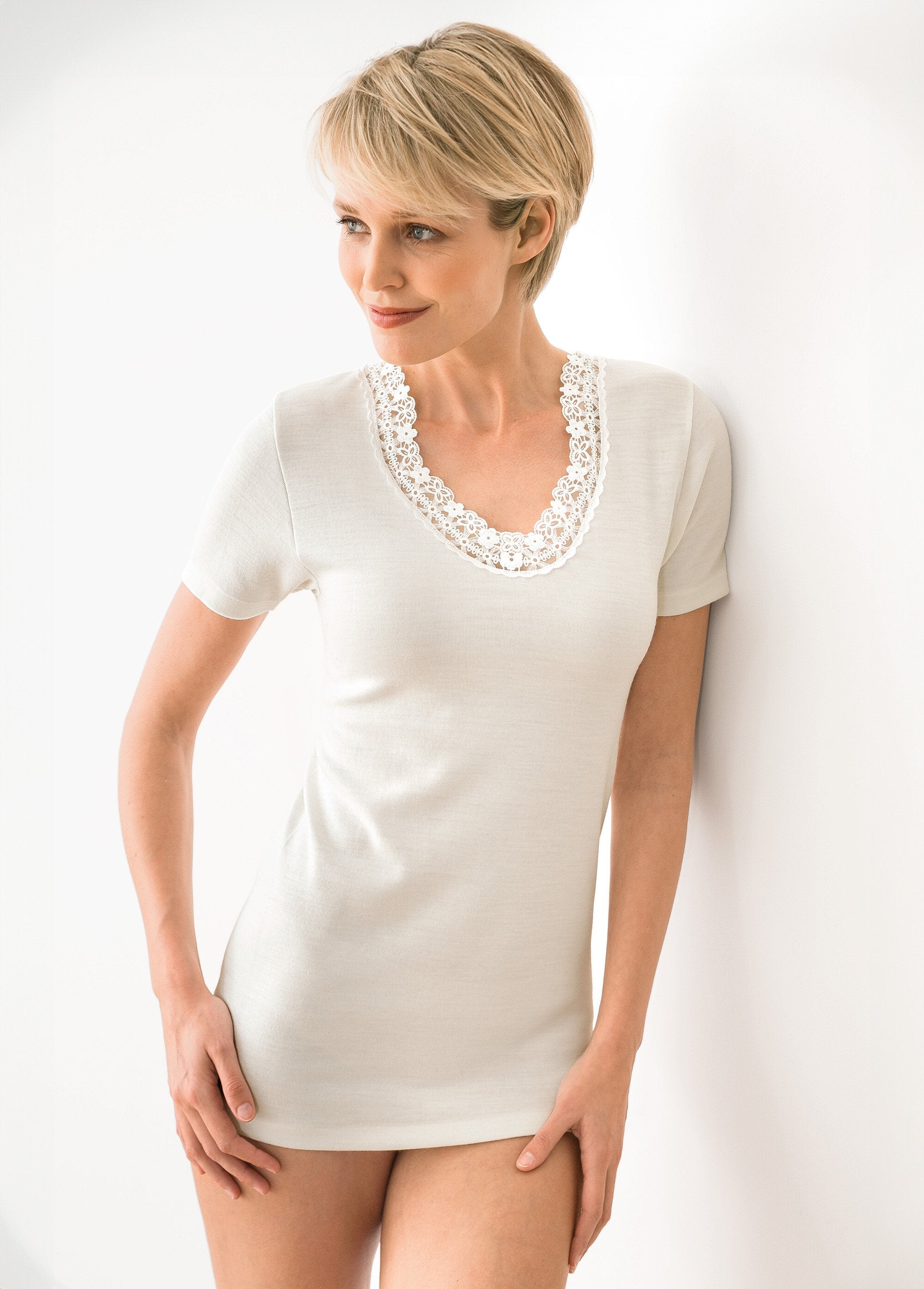 Special_cold_short-sleeved_shirt_Natural_FA1_slim