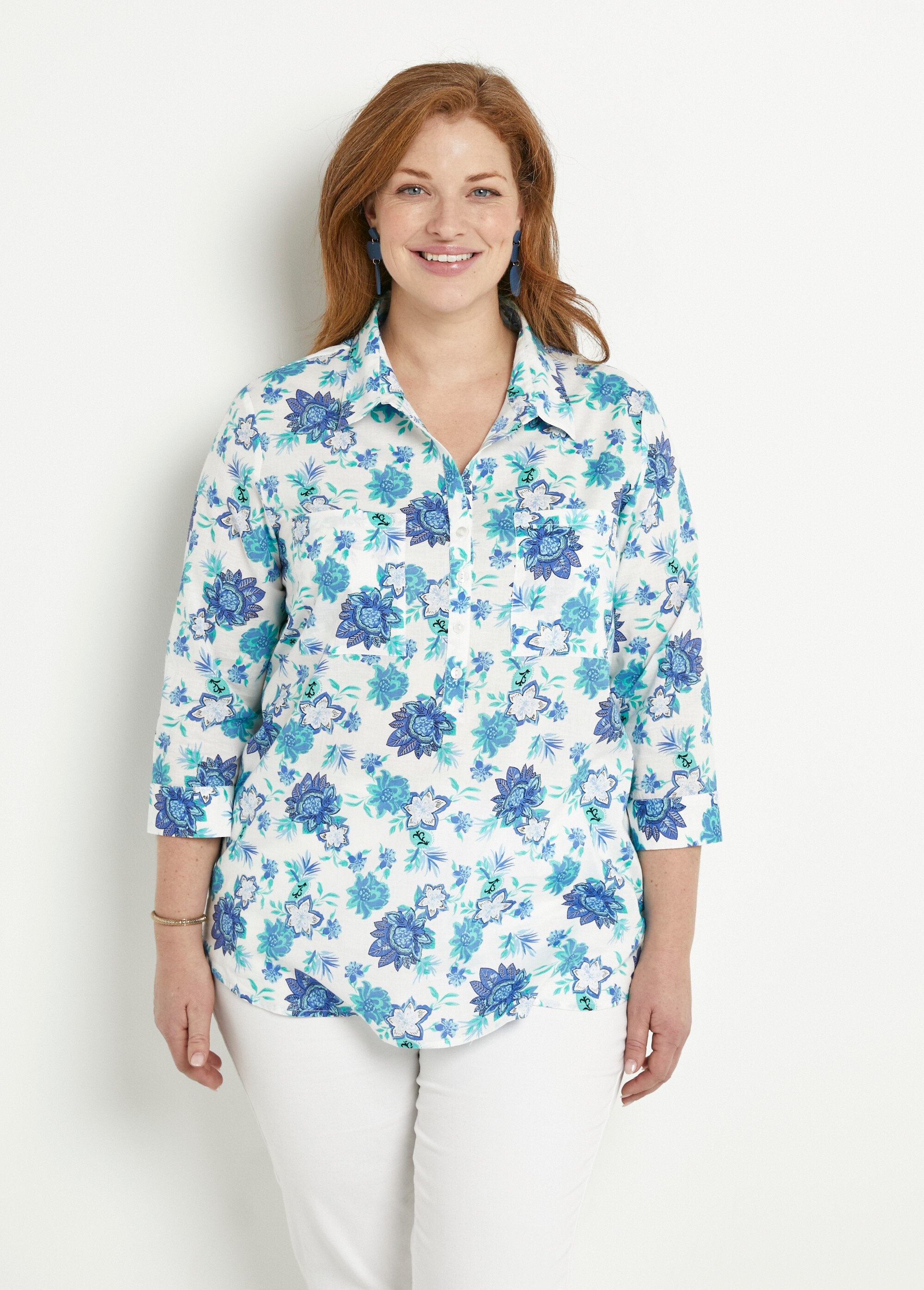 Long_button-down_cotton_blouse_with_floral_print_Blue_print_FA1_curvy