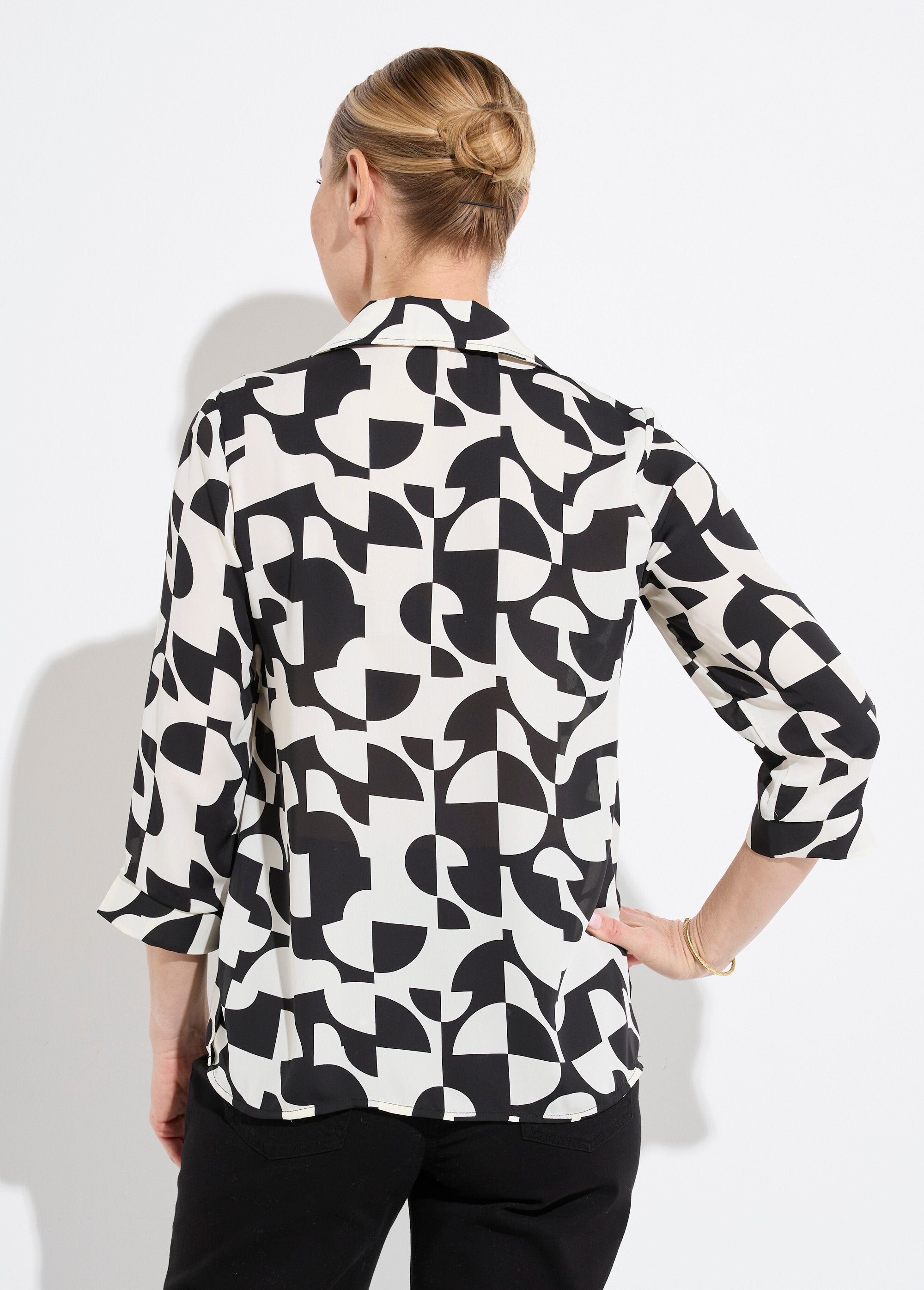 3/4_sleeve_button-down_blouse_with_graphic_print_Black_and_ecru_DO1_slim