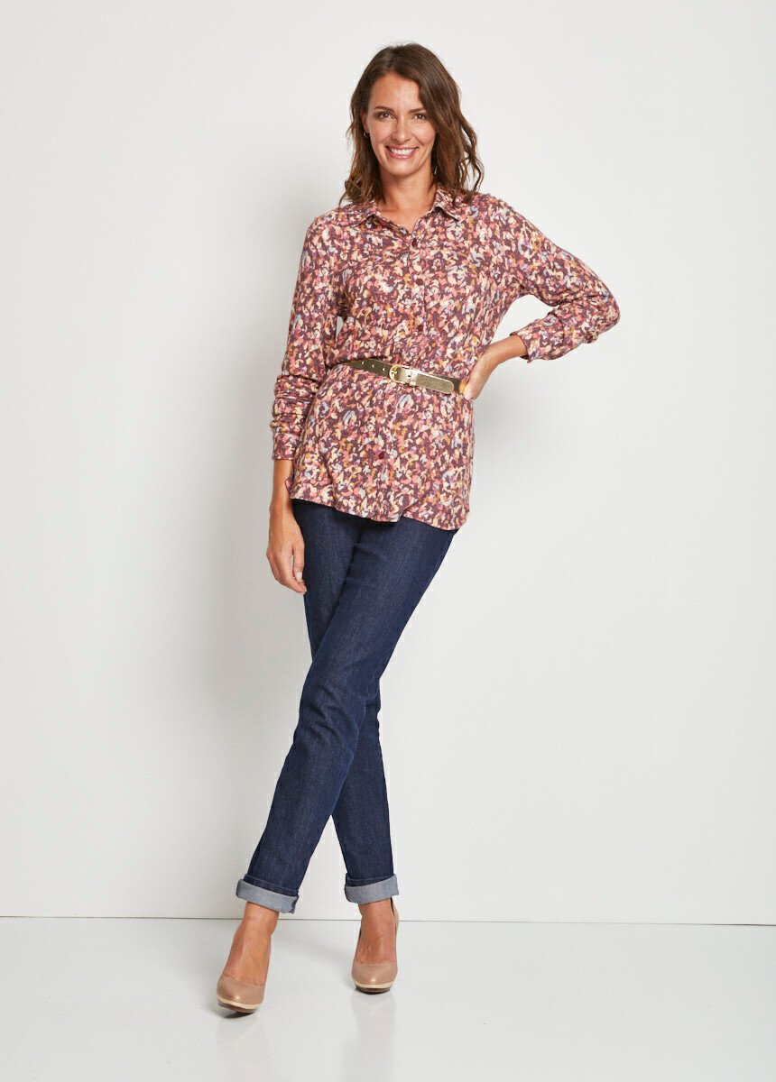 Printed_warm_knit_blouse_Burgundy_background_SF1_slim