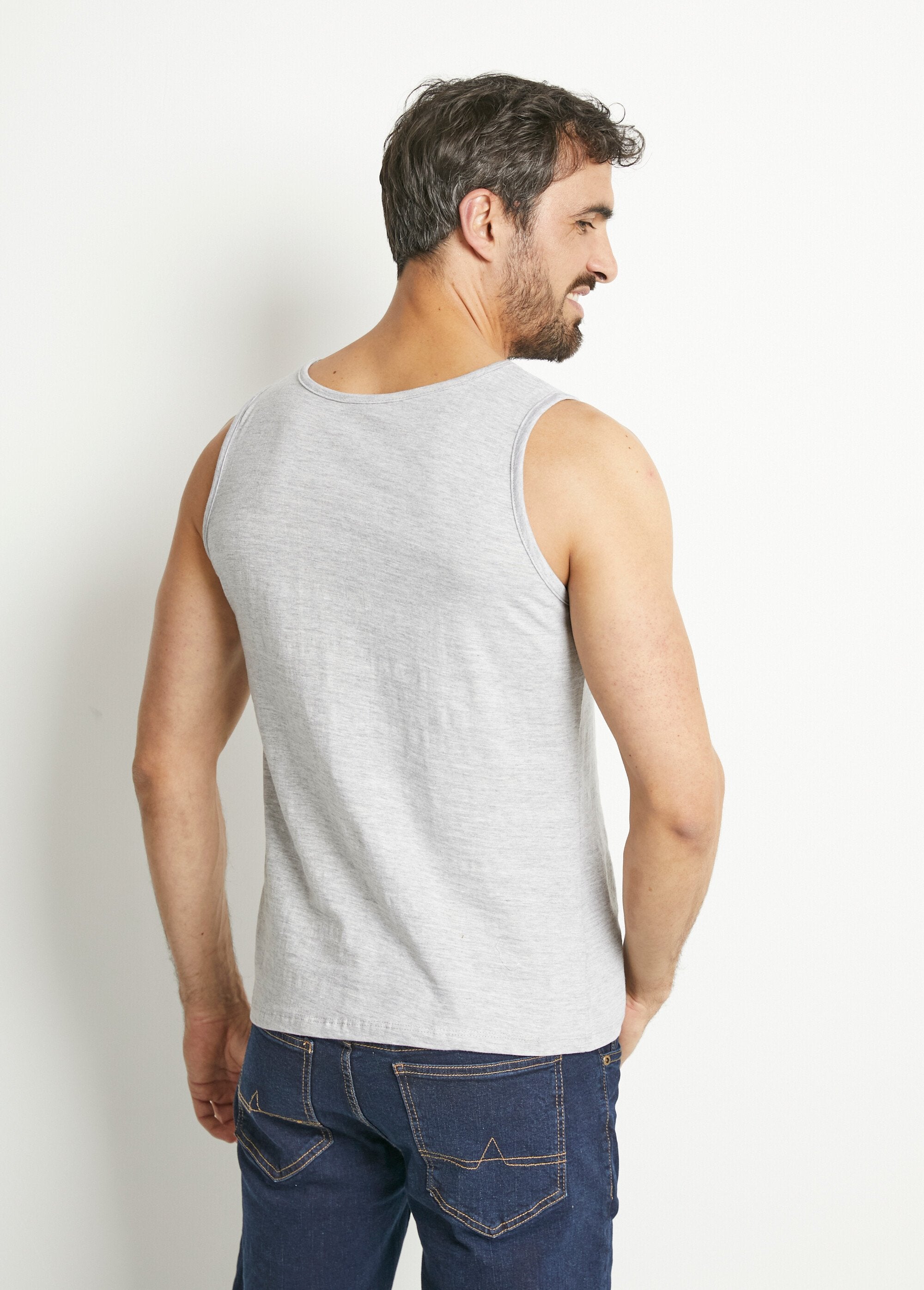 Sleeveless_round_neck_tank_top_Gray_DO1_slim