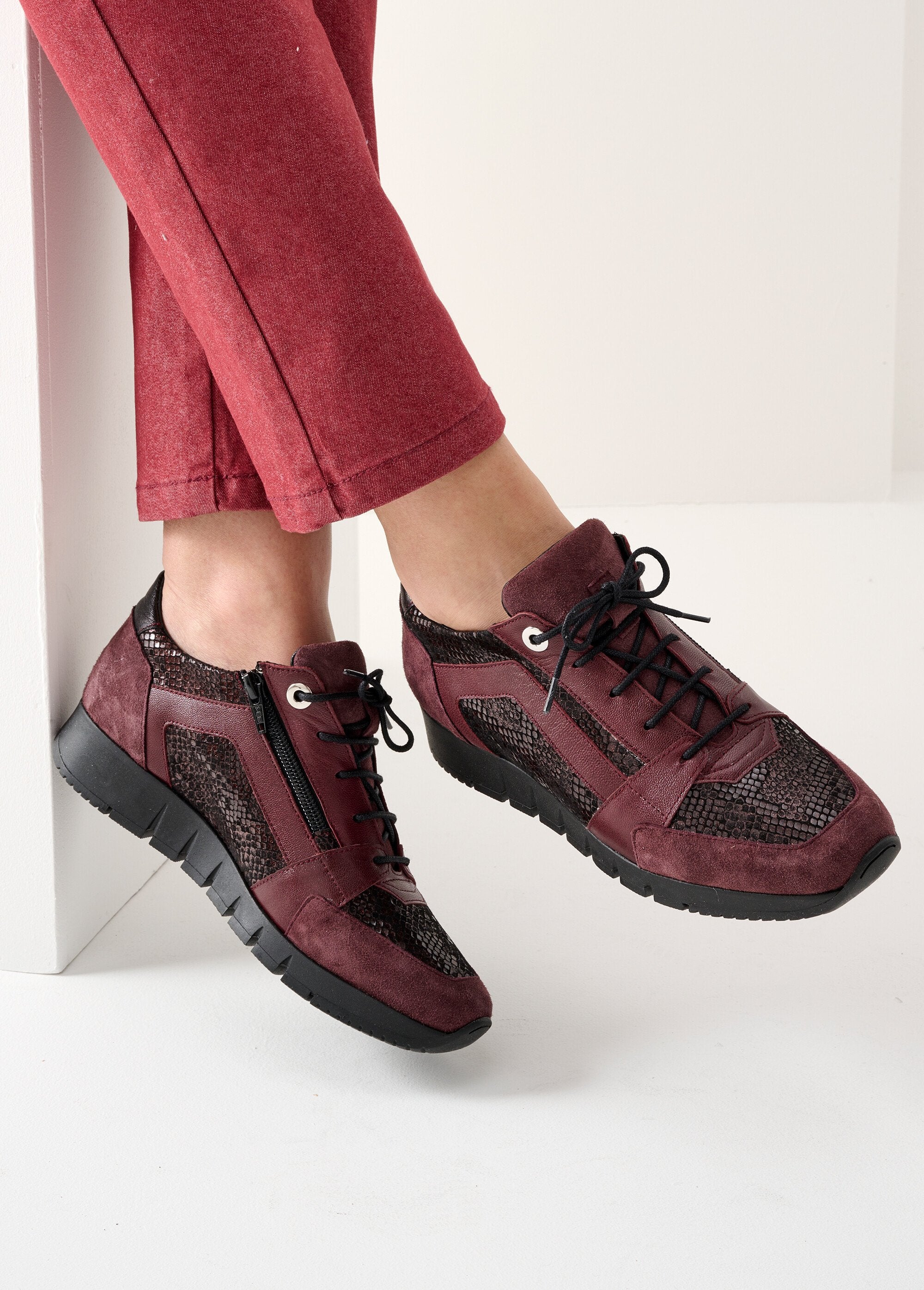 Leather_derbies_with_comfort_width,_zip_and_laces_Bordeaux_SF1_slim