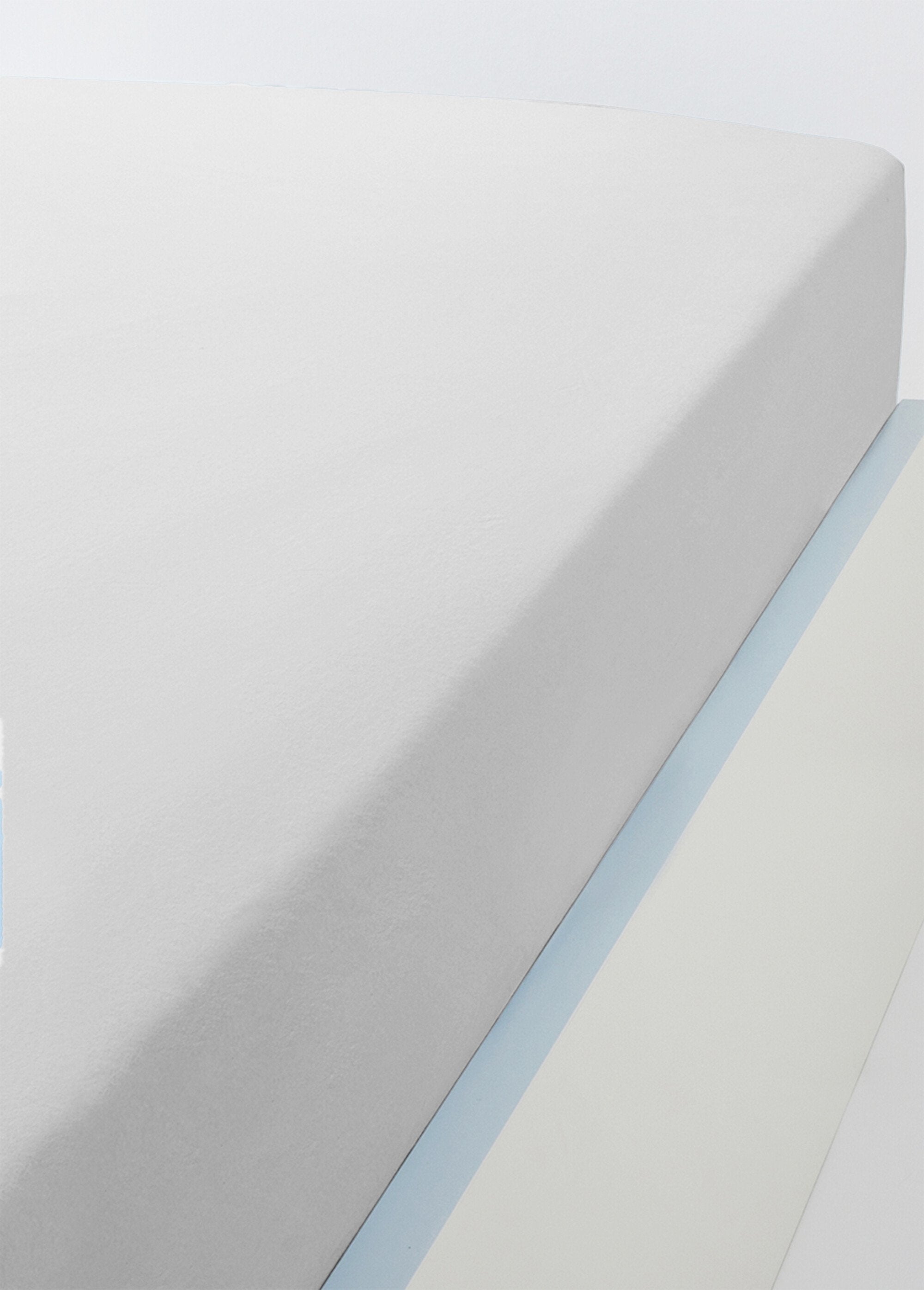 Plain_cotton_jersey_fitted_sheet_-_set_of_2_White+green_lot2_FA2_slim