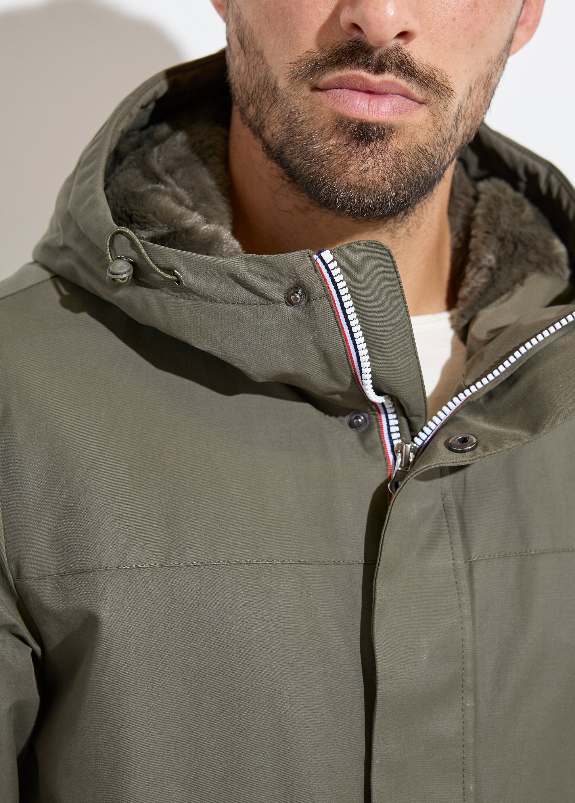 Parka_with_fur-lined_hood_Khaki_DE1_slim