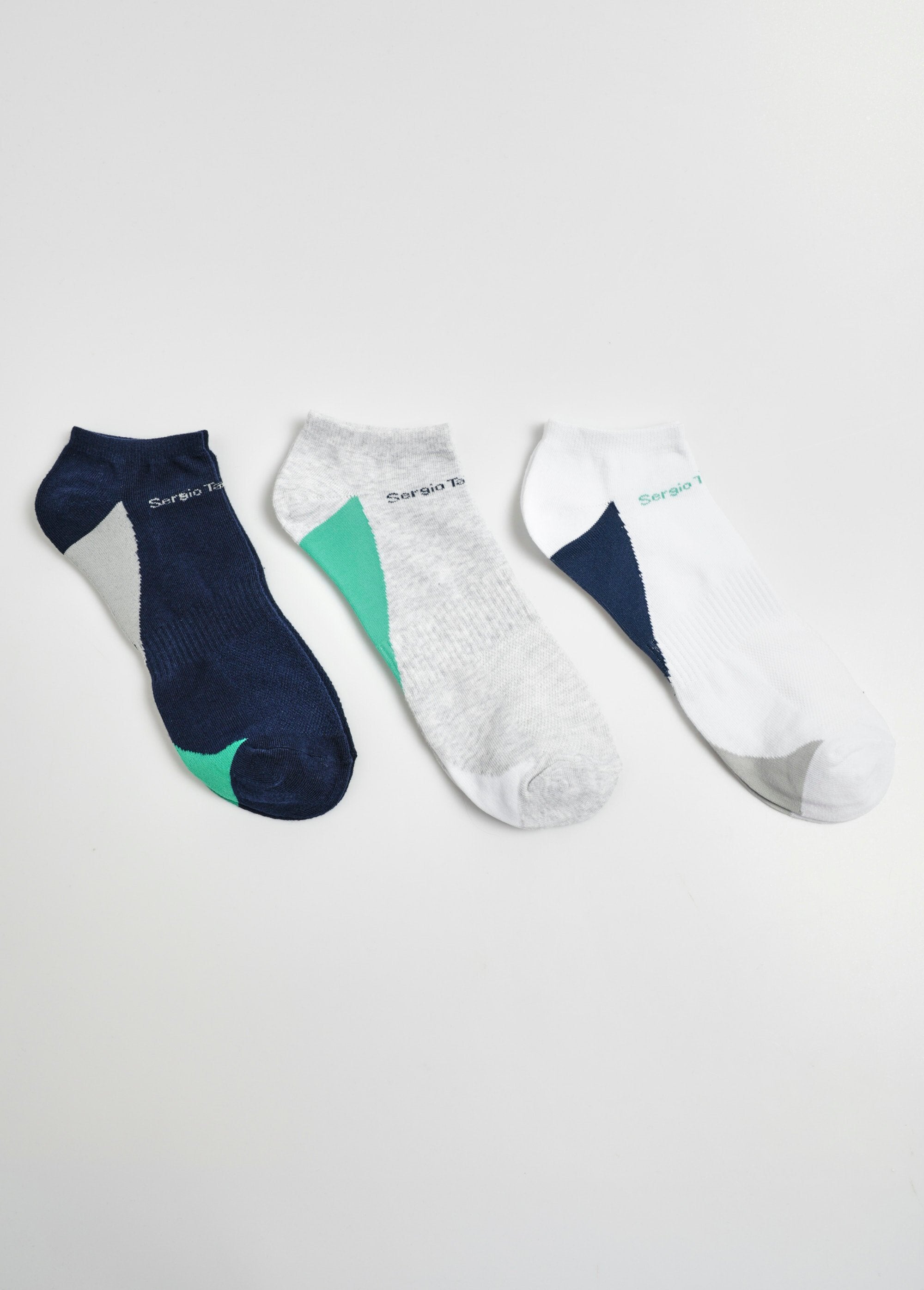 Pack_of_3_fancy_logo_socks_Green_Assortments_DE1_slim