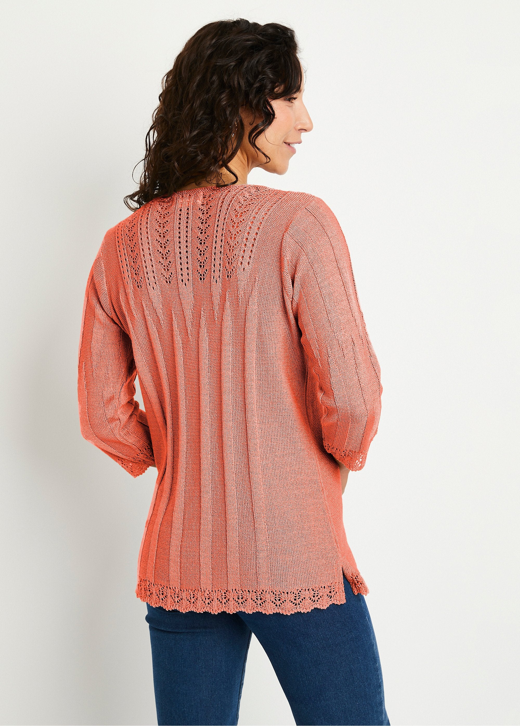 Short_openwork_round_neck_sweater_Pink_DO1_slim