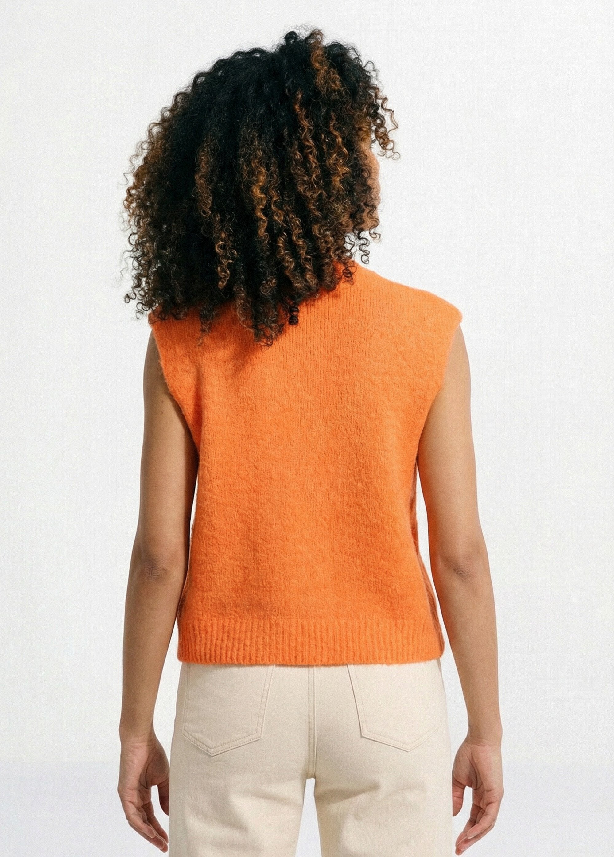 Sleeveless_knit_sweater_with_wool_Bright_orange_DO1_slim