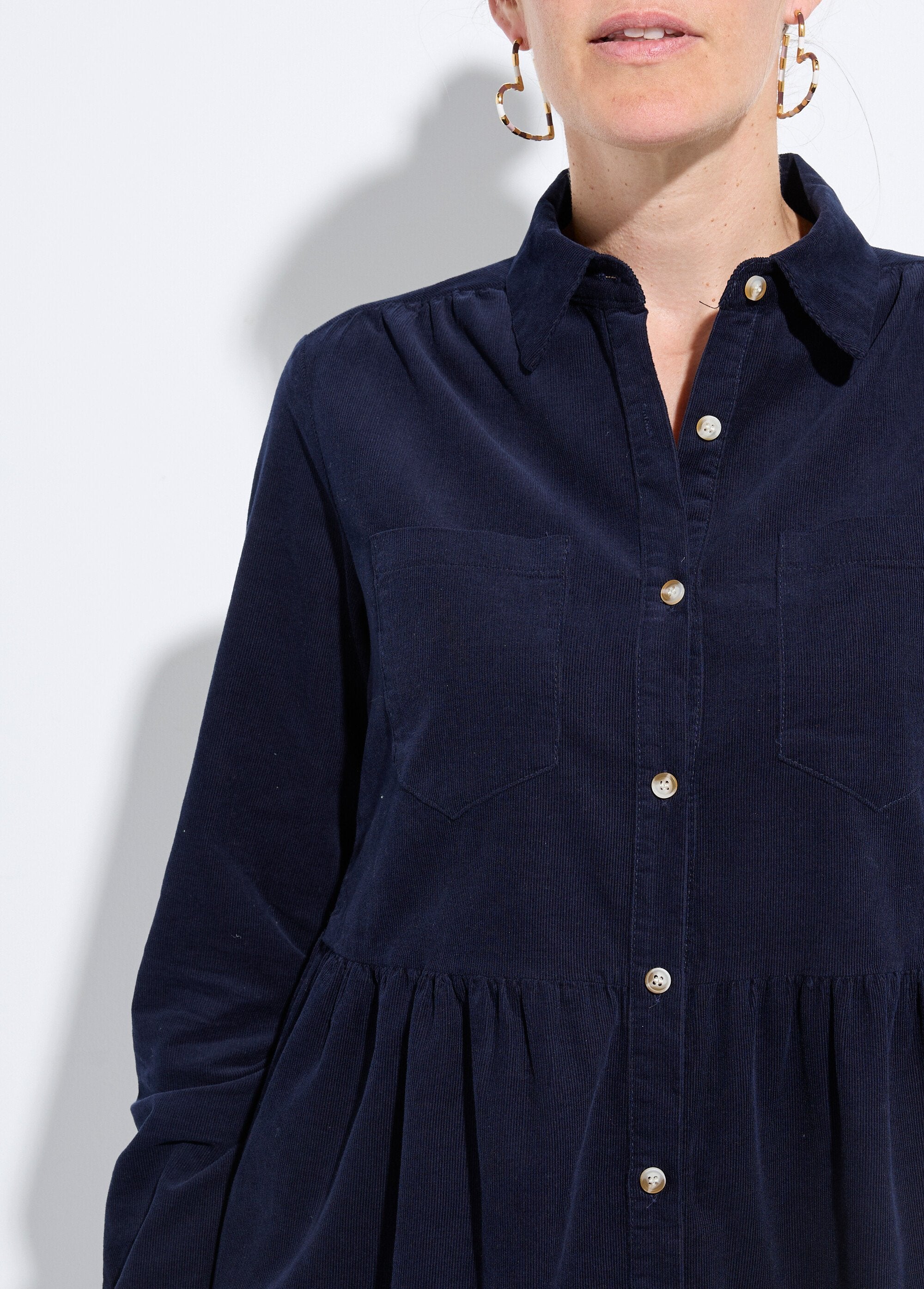 Velvet_shirt_dress_with_pleated_waist_Marine_DE1_slim