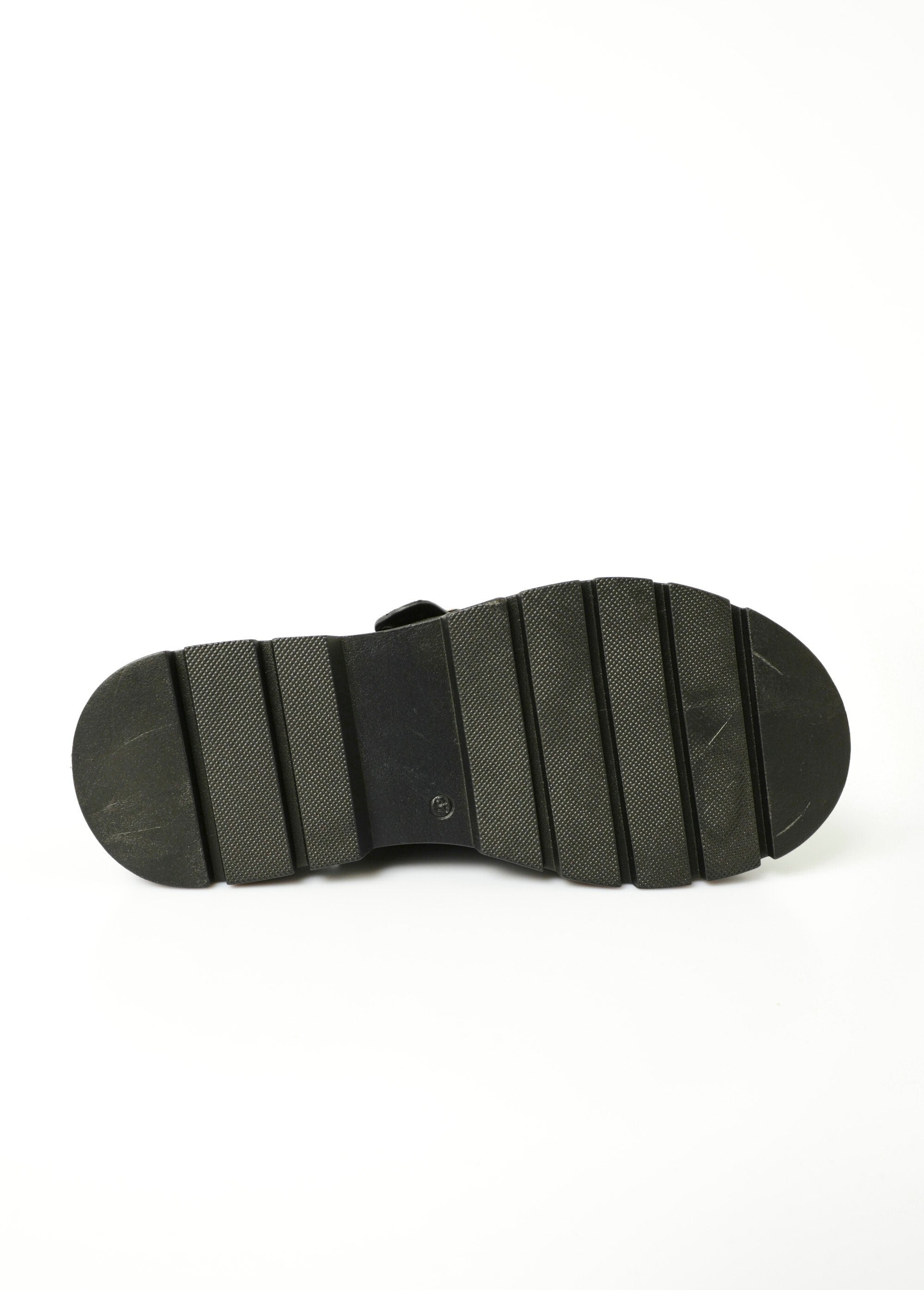 Suede-effect_wedge_sandals_with_buckles_Black_UN1_slim