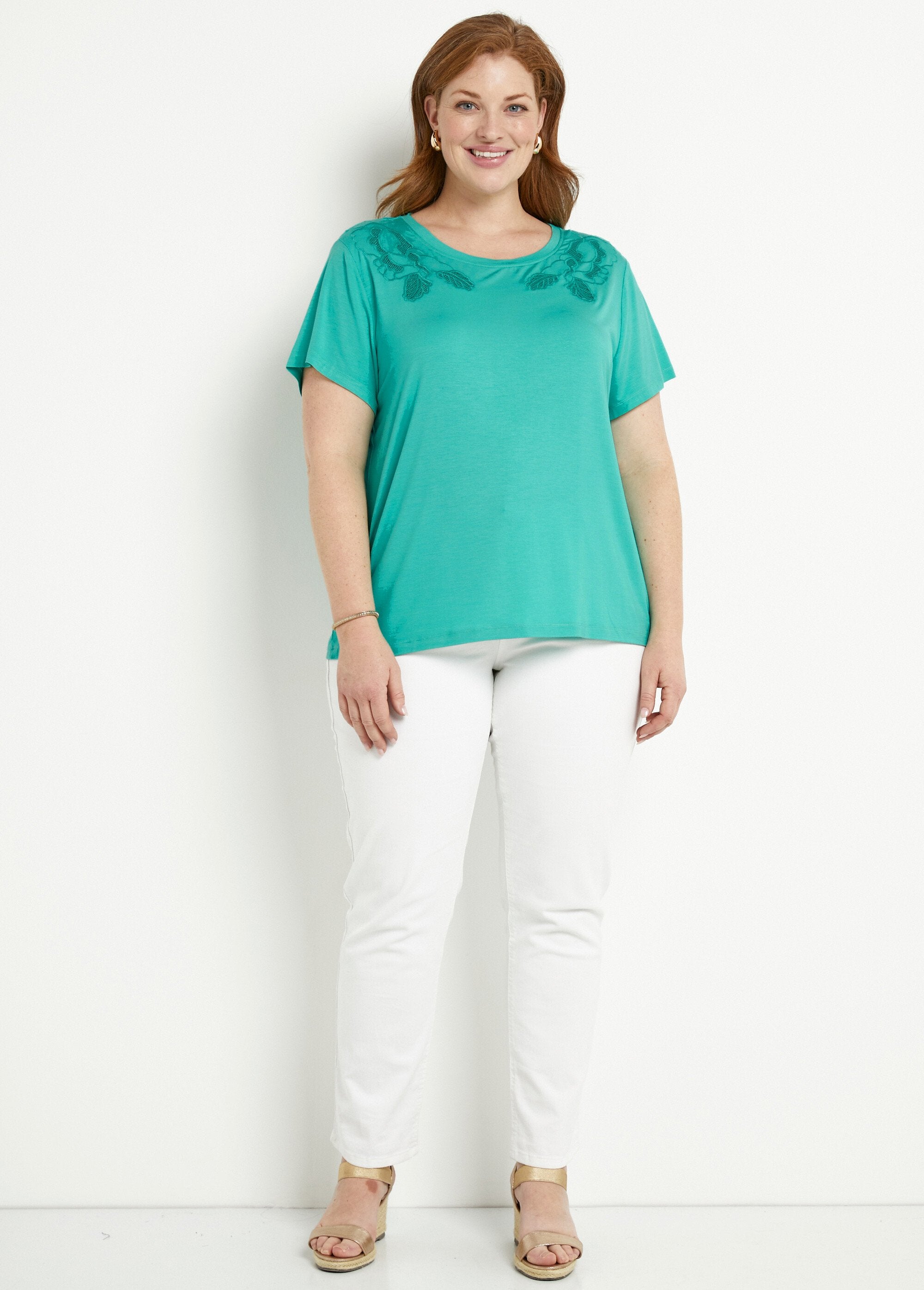 Openwork_embroidered_cotton_round_neck_T-shirt_Aqua_SF1_curvy