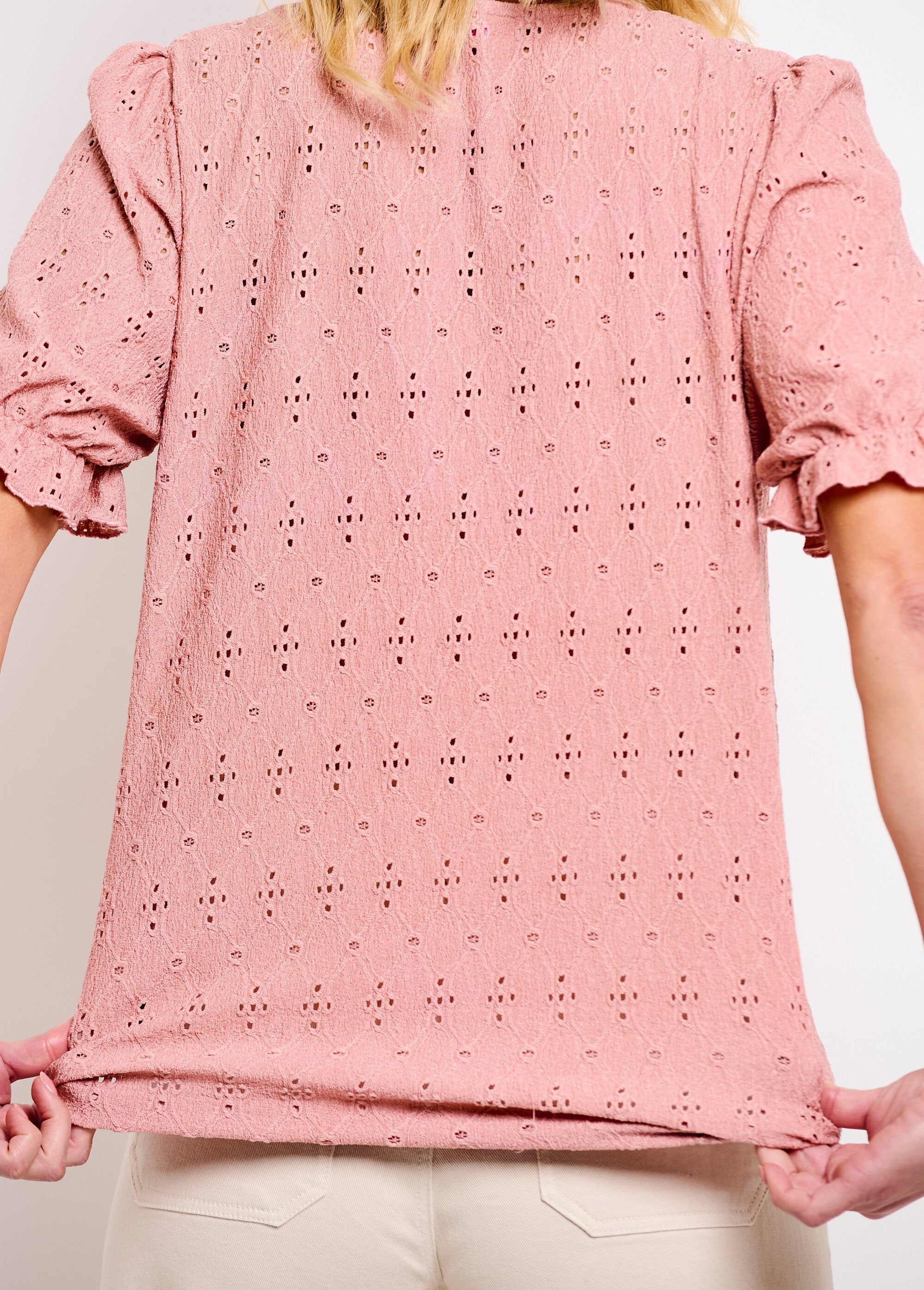 Embroidered_blouse_wrap-over_t-shirt_Pink_DO2_slim