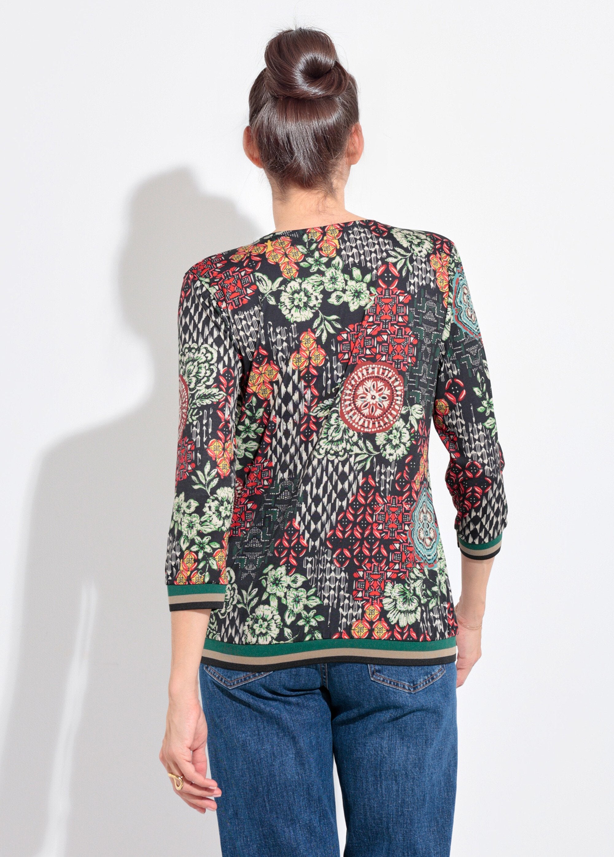 V-neck_tunic_with_patchwork_ribbed_details_Green_and_orange_DO1_slim