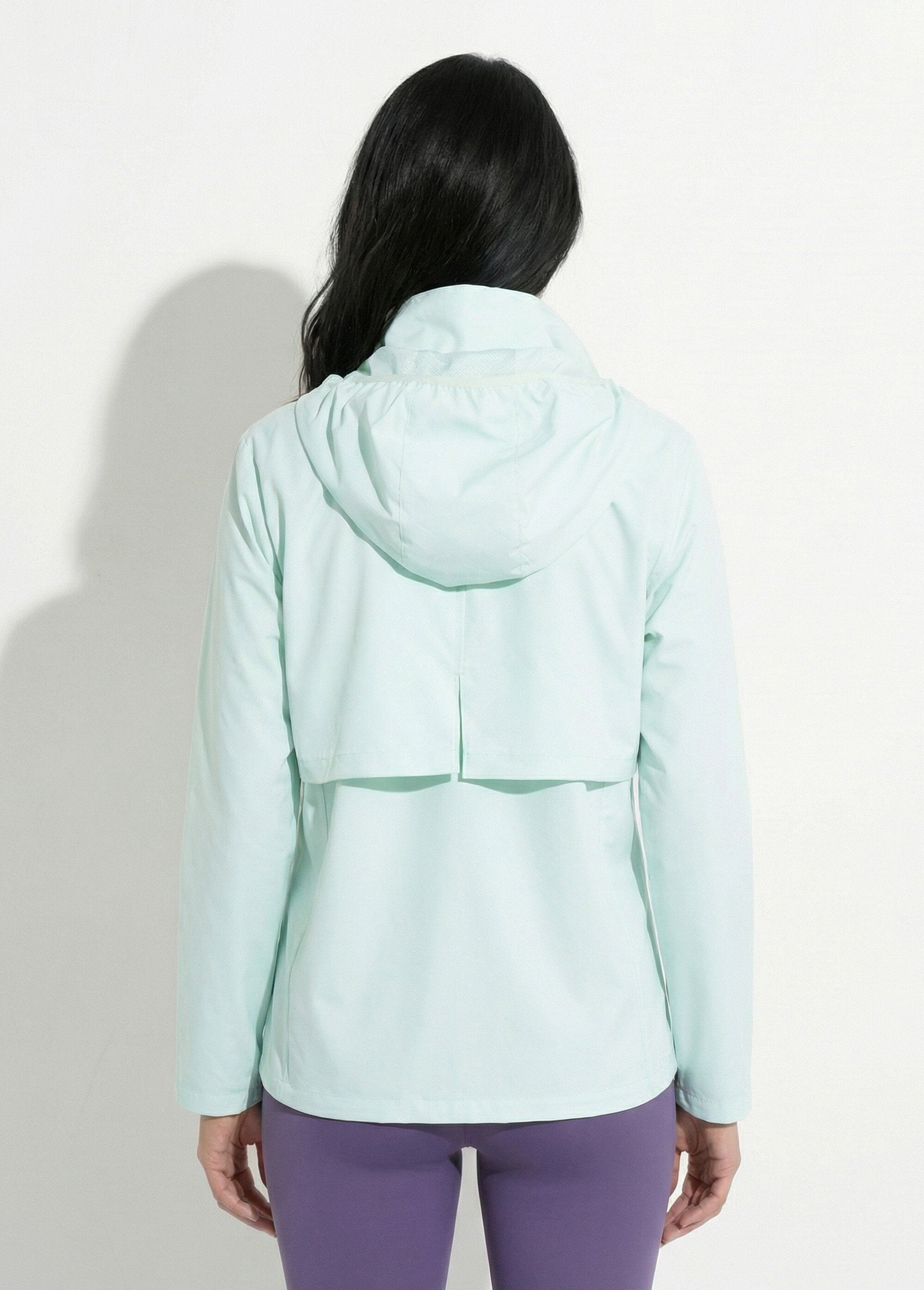 Windproof_zip-up_jacket_with_hood_Green_DO1_slim
