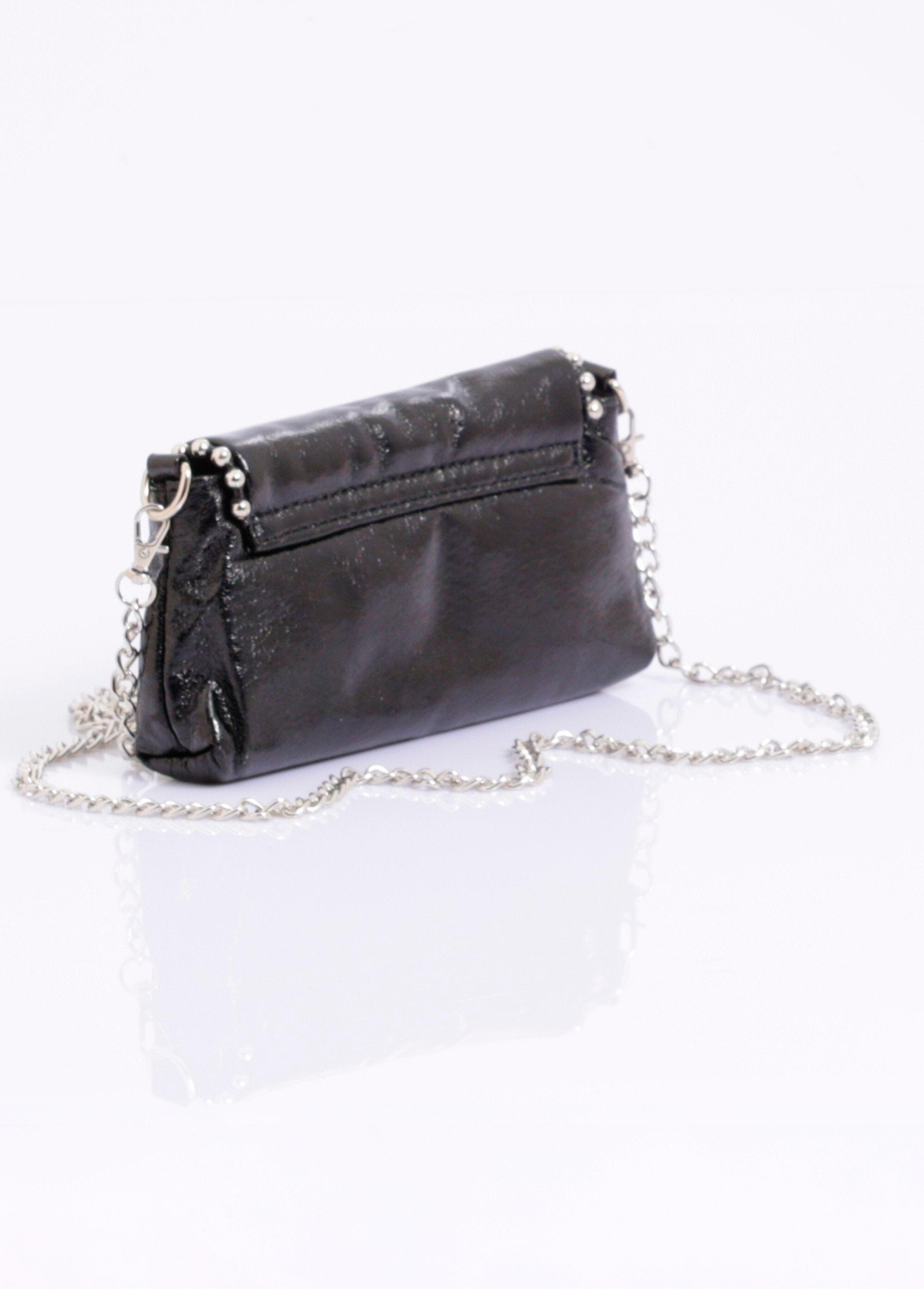Clutch_bag_with_metallic_pearl_details_Black_DO1_slim