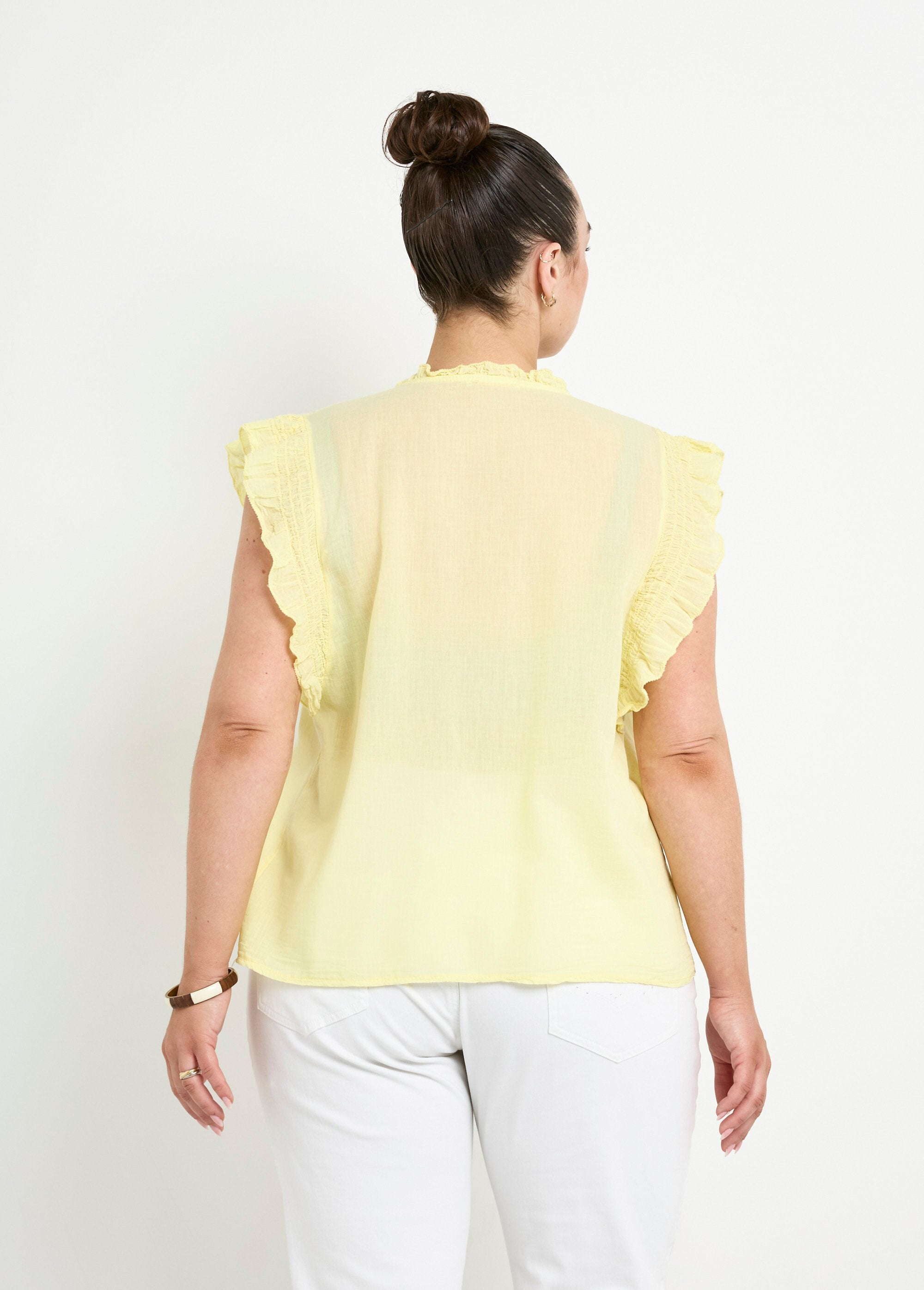 Sleeveless_cotton_voile_blouse_YELLOW_DO1_curvy