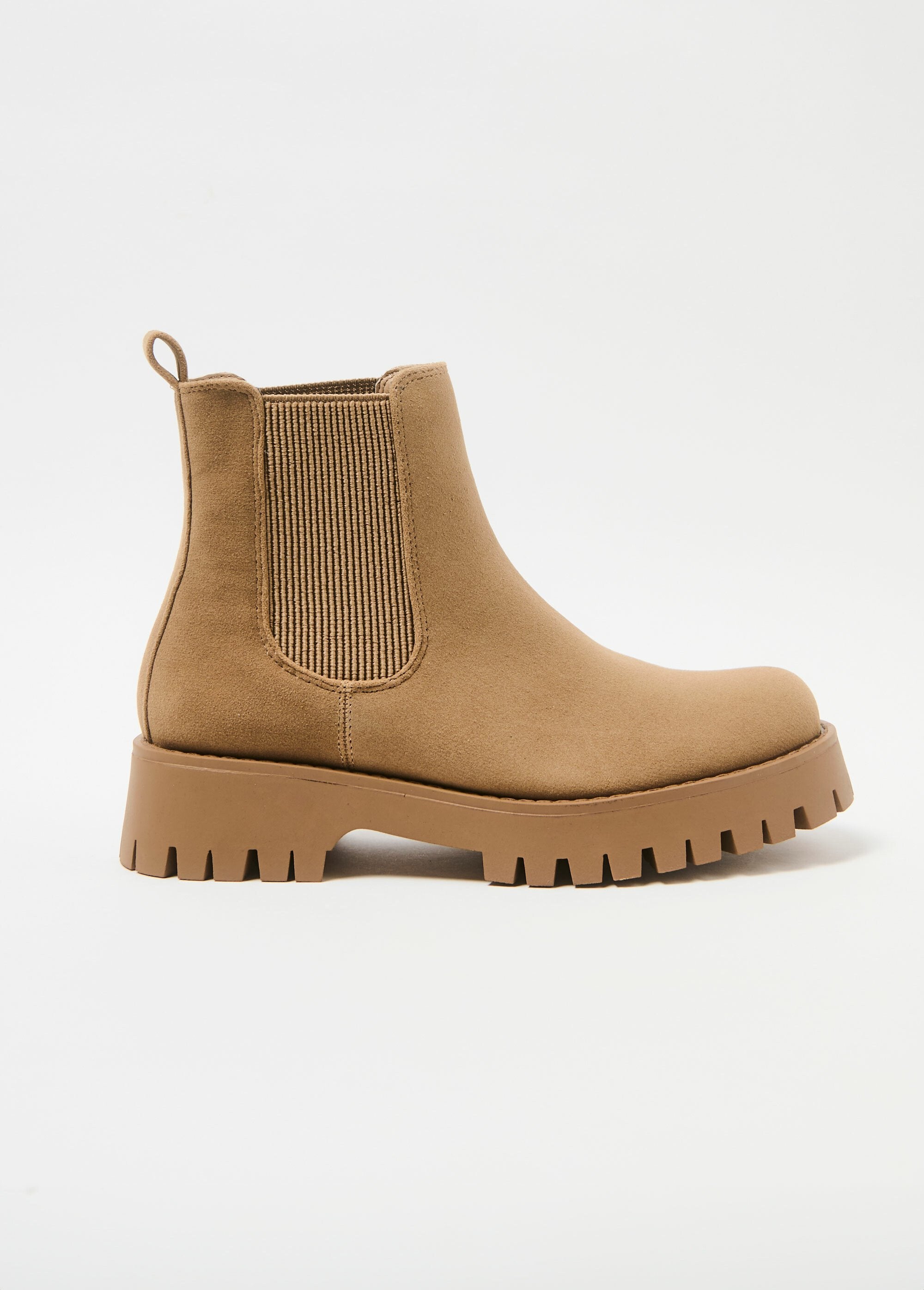 Suede_effect_Chelsea_boots_with_notched_sole_Beige_DR1_slim