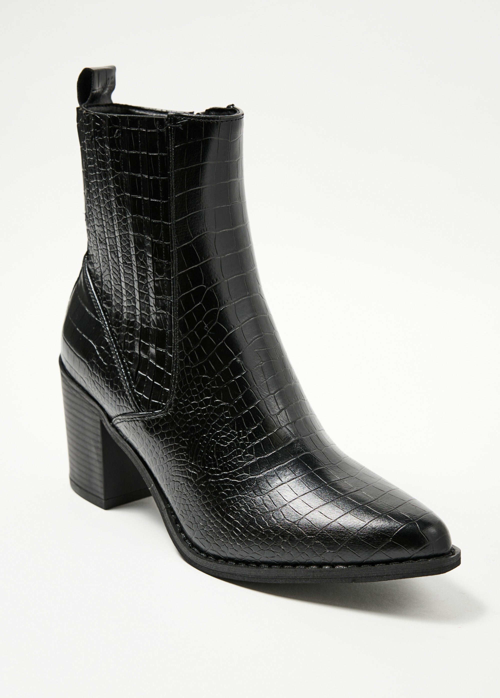 Reptile-style_boots_with_pointed_toe_heels_Black_FA1_slim