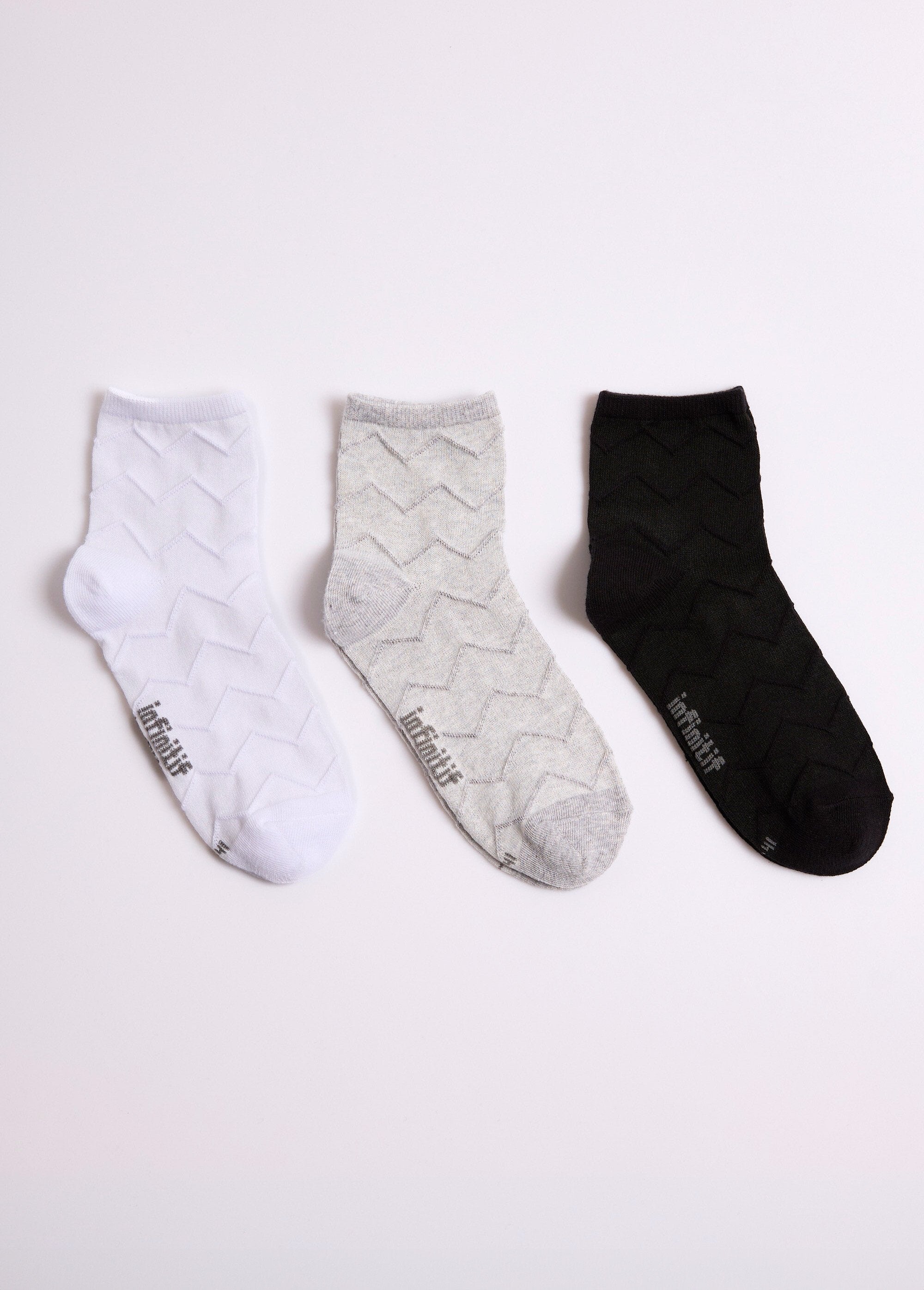 Chaussettes_motif_chevrons_Assortis_blanc_DE1_slim