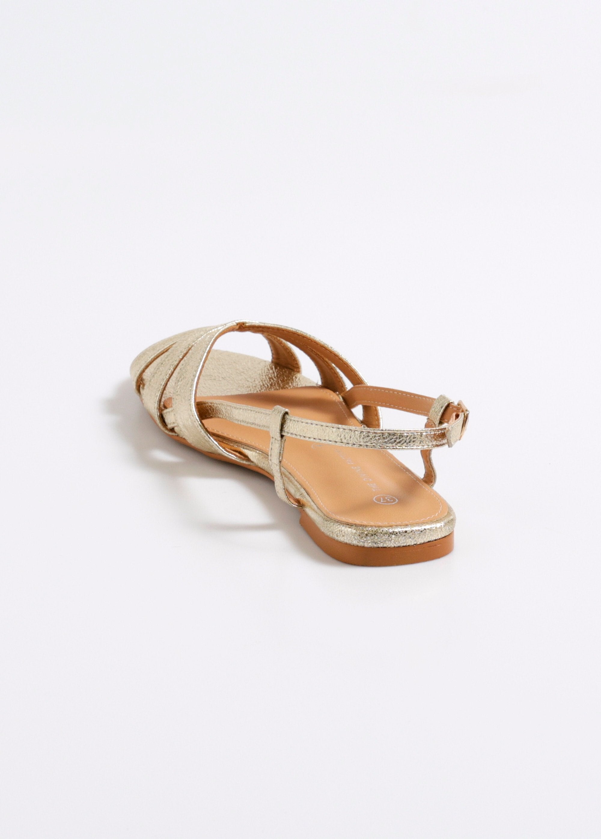 Chic_flat_sandals_with_straps_Golden_DO1_slim