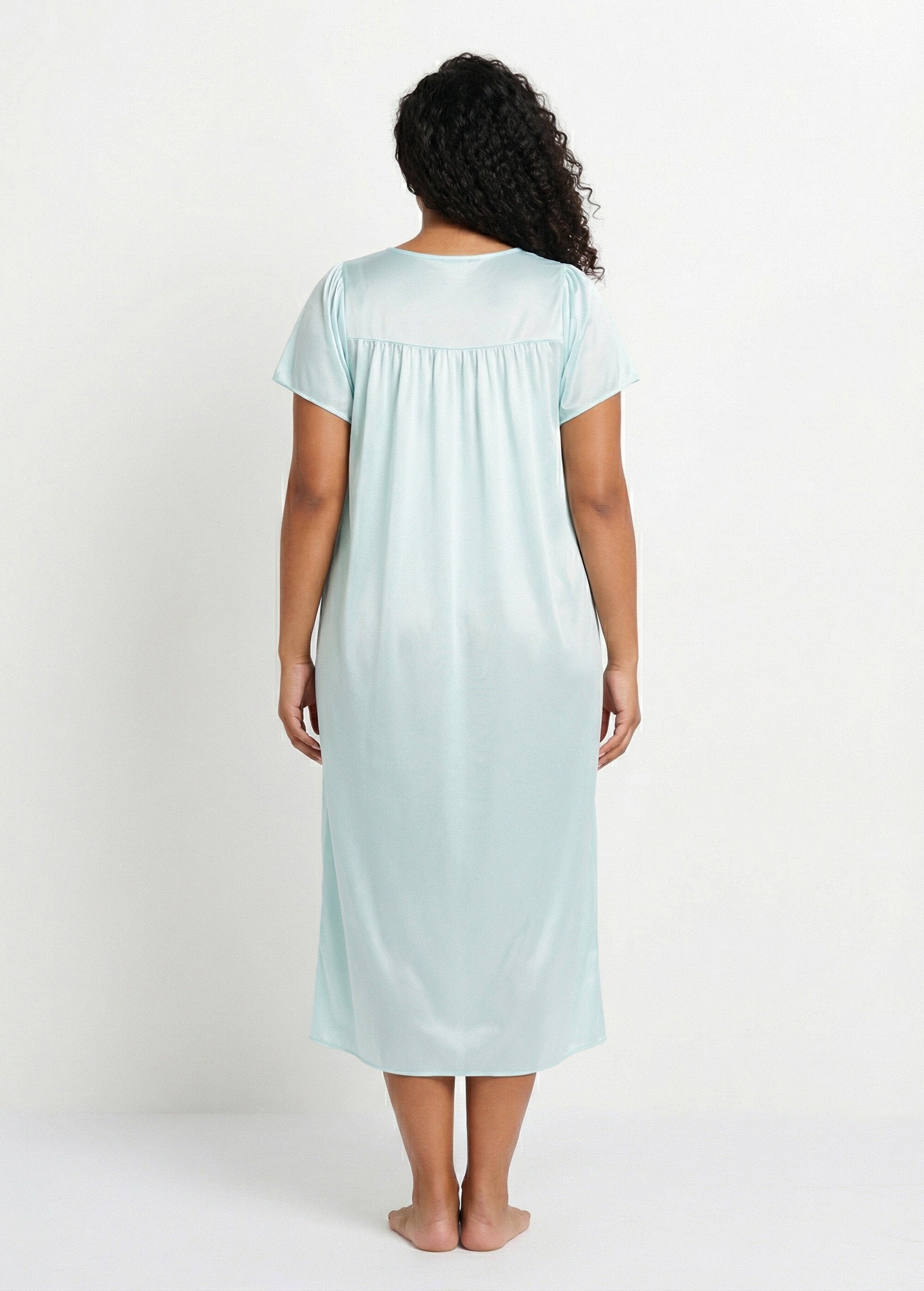 Long_satin_anti-static_lace_nightgown_Mint_DO1_curvy