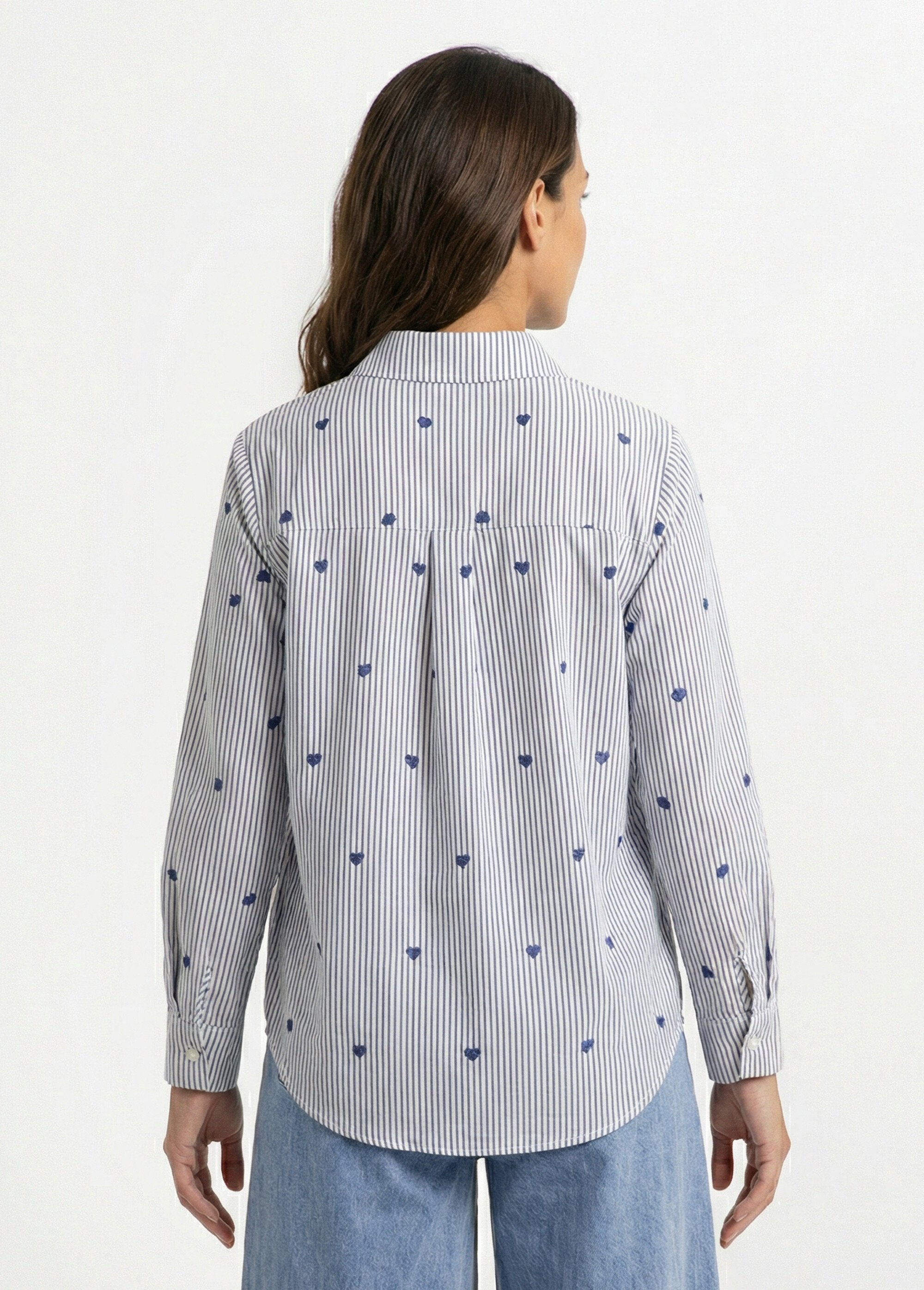 Striped_blouse_with_heart_embroidery_Blue_DO1_slim