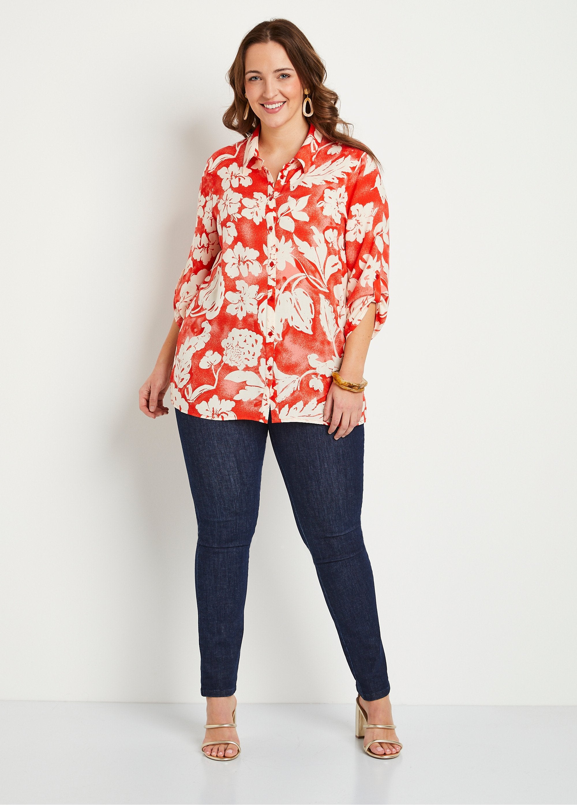 Loose_long_floral_blouse_Red_and_white_SF1_curvy