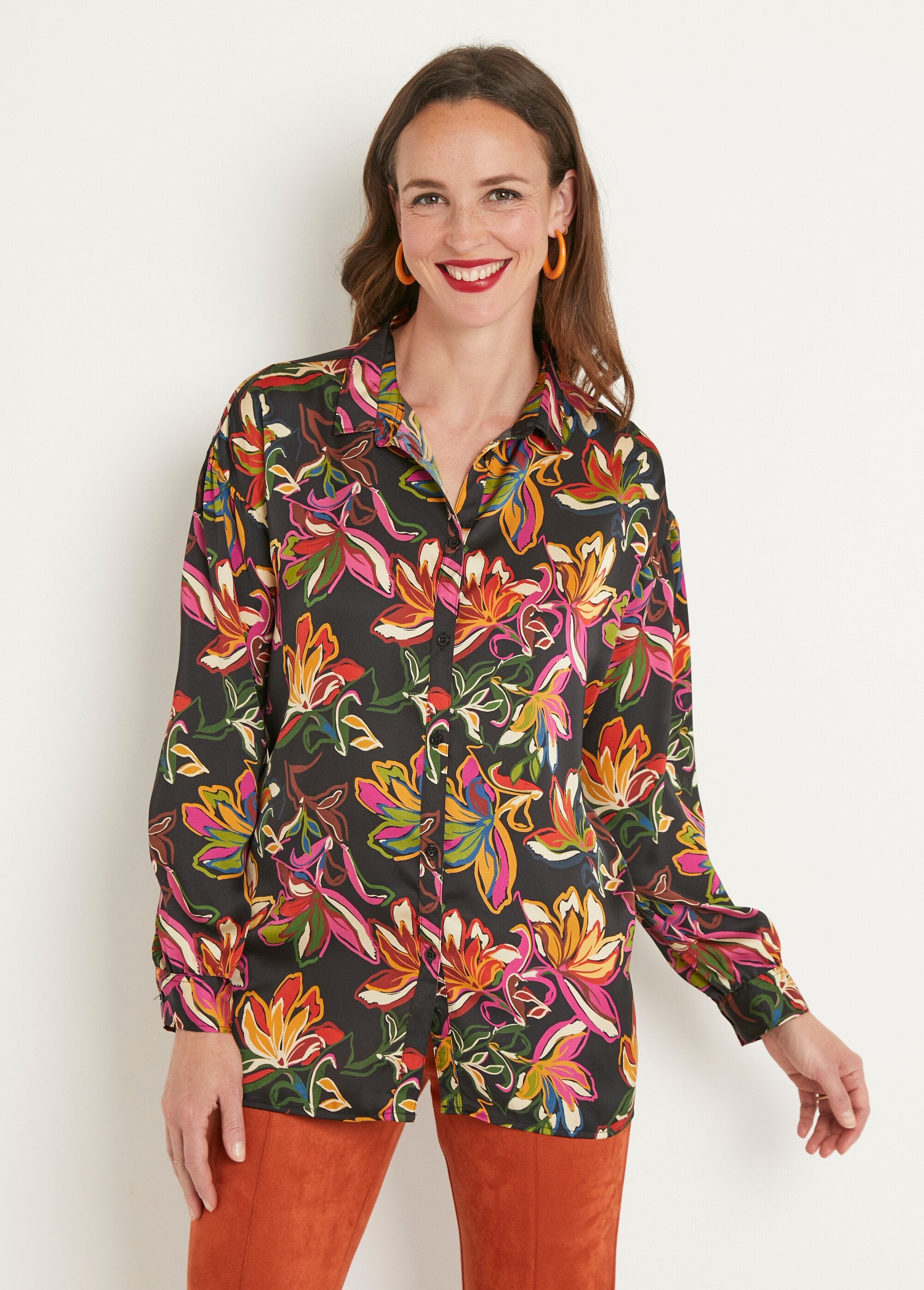 Long-sleeved_floral_satin_blouse_Black_and_pink_FA1_slim