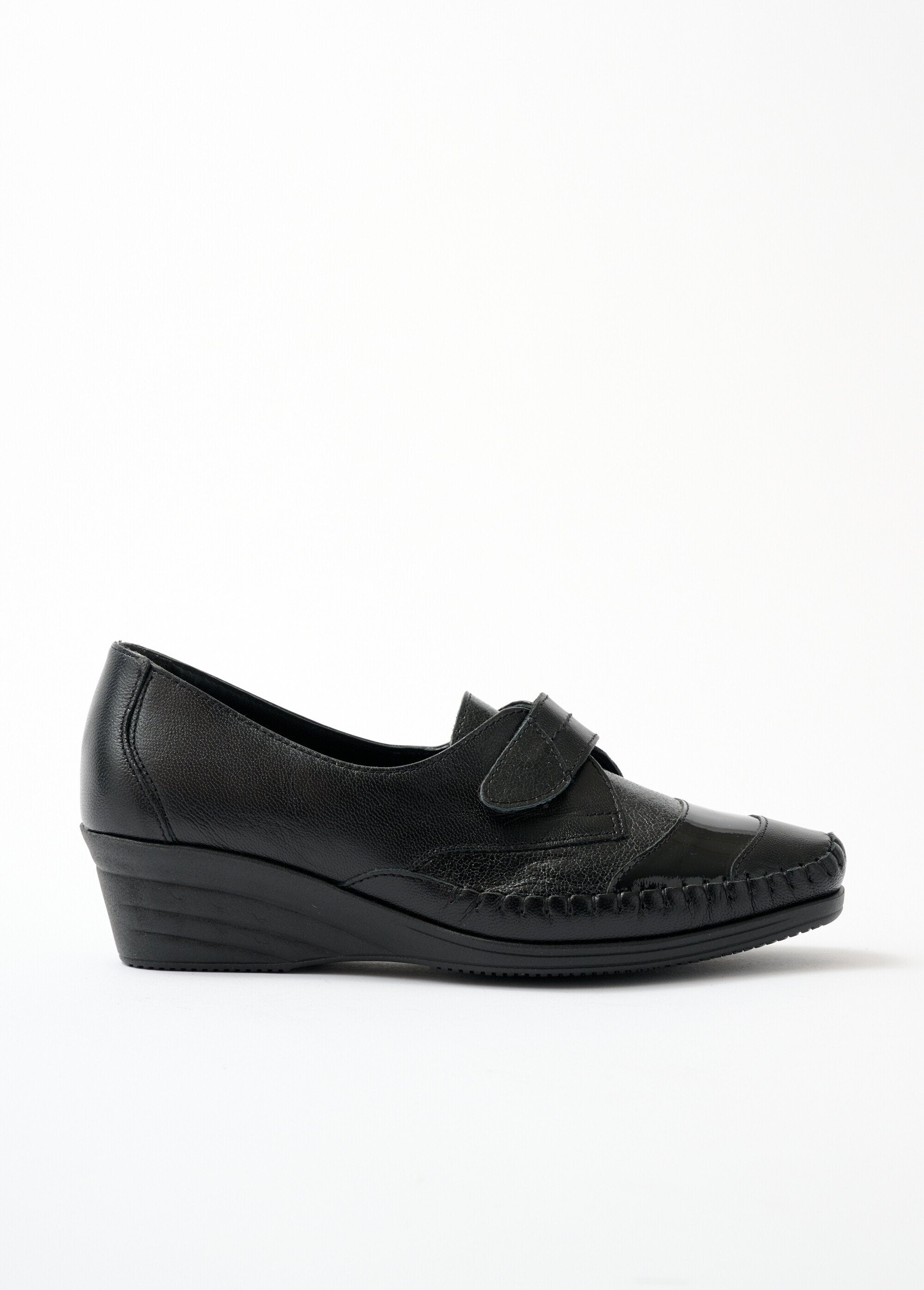 Velcro_comfort_width_wedge_derbies_Black_DR1_slim