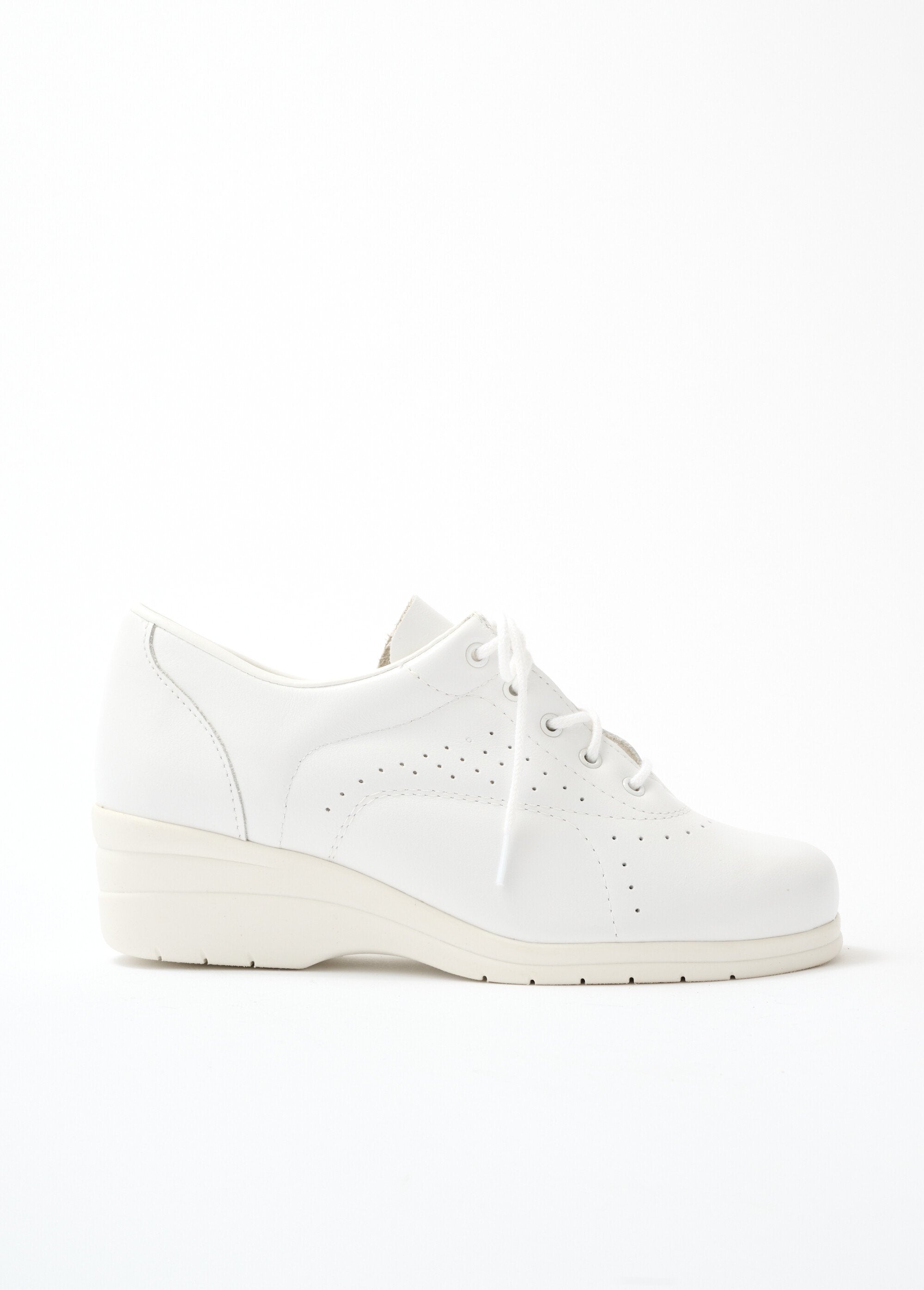 Relaxed_leather_comfort_width_derbies_White_DR1_slim