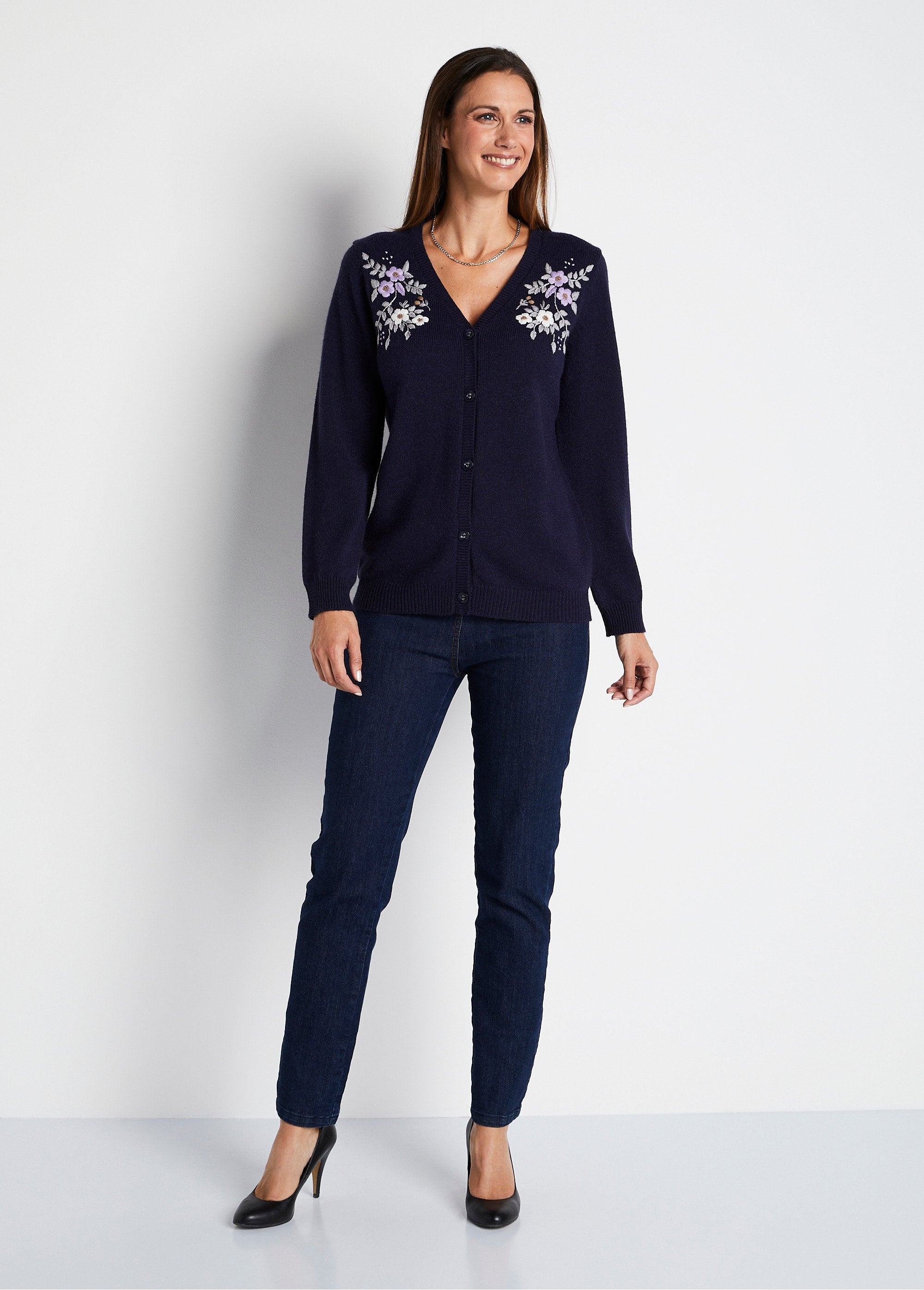 Soft_plain_V-neck_buttoned_short_embroidered_cardigan_Marine_SF1_slim