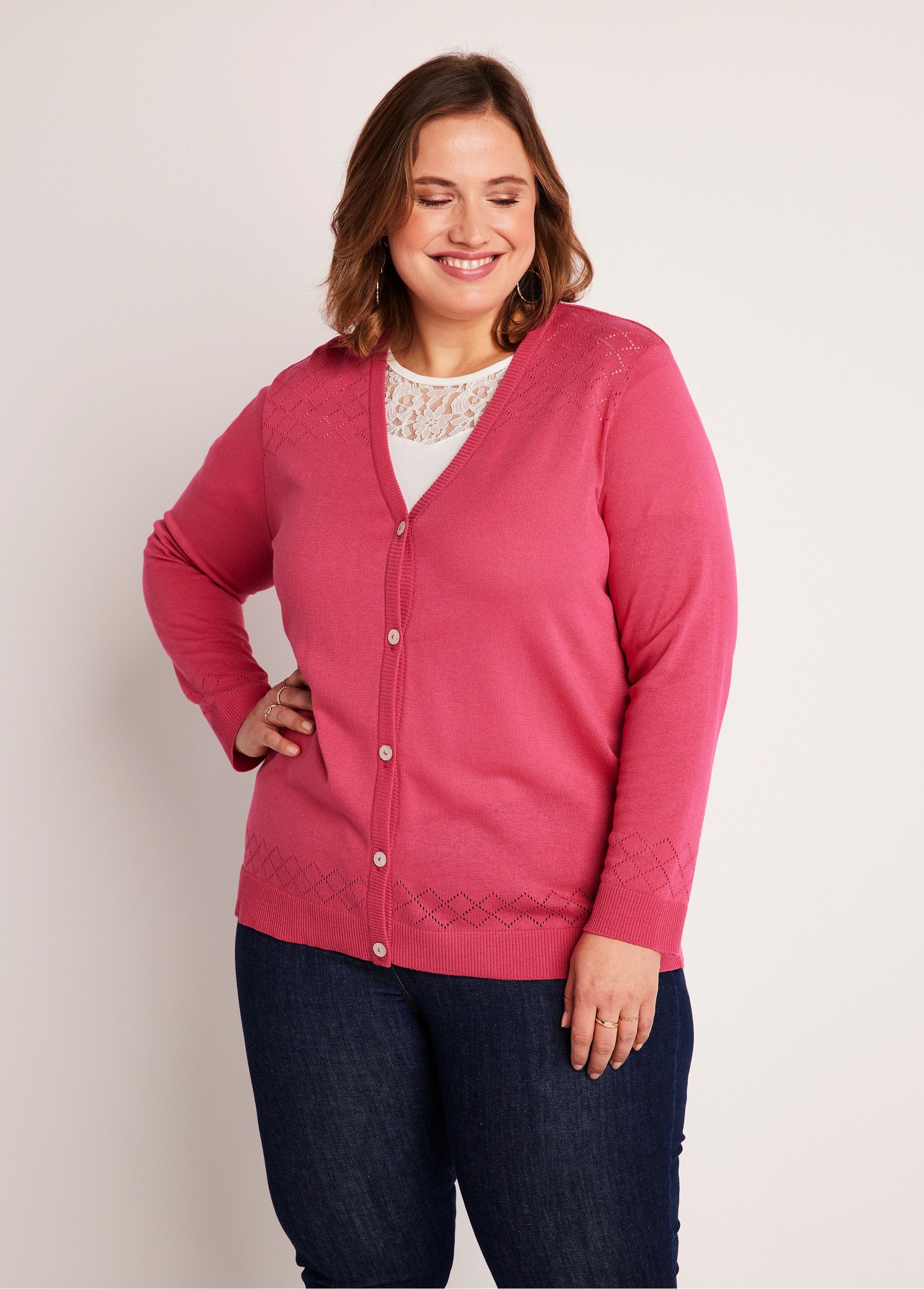 Thin_buttoned_openwork_cardigan_Pink_FA1_curvy