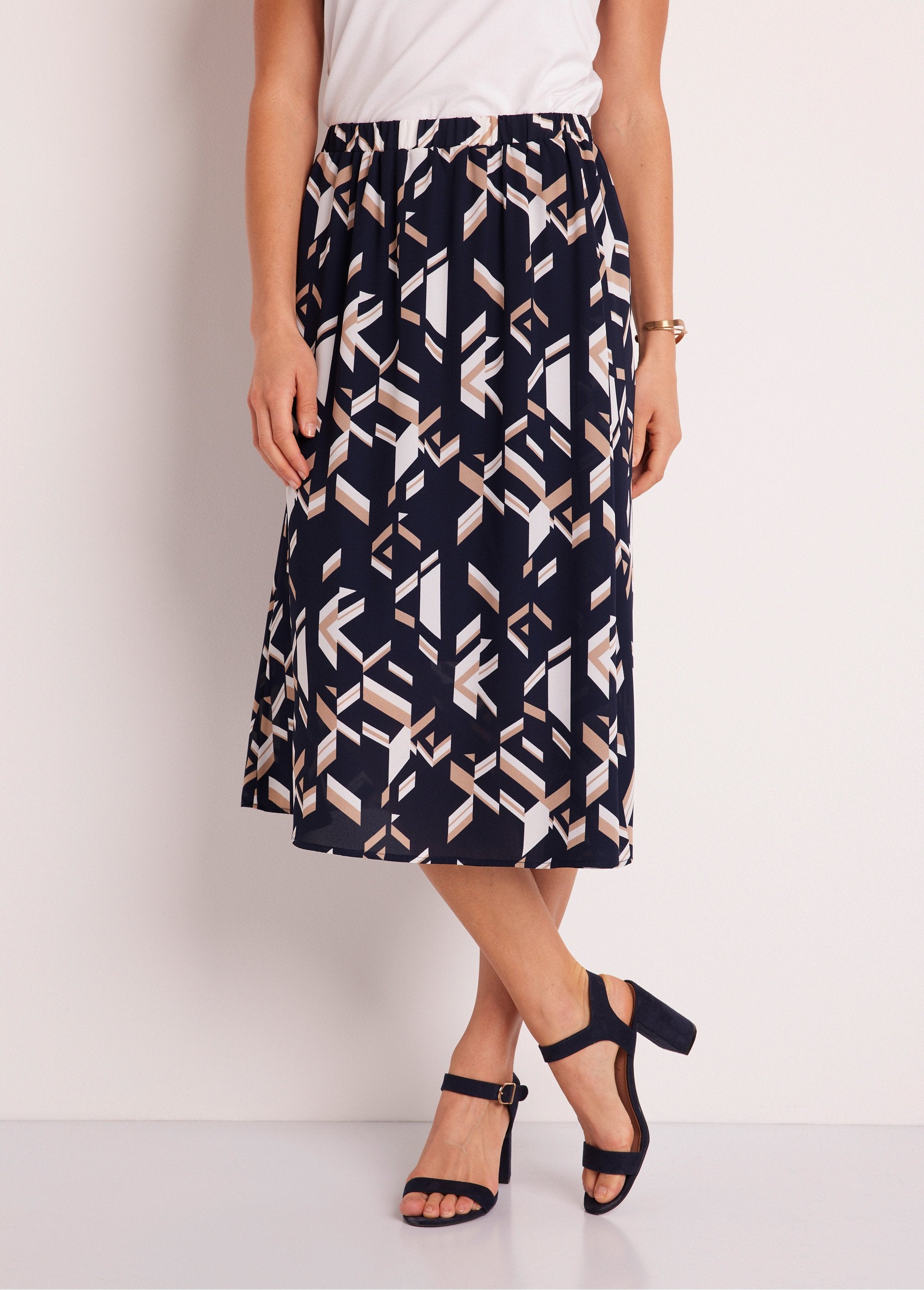 Printed_flared_skirt_Navy_and_sand_FA1_slim