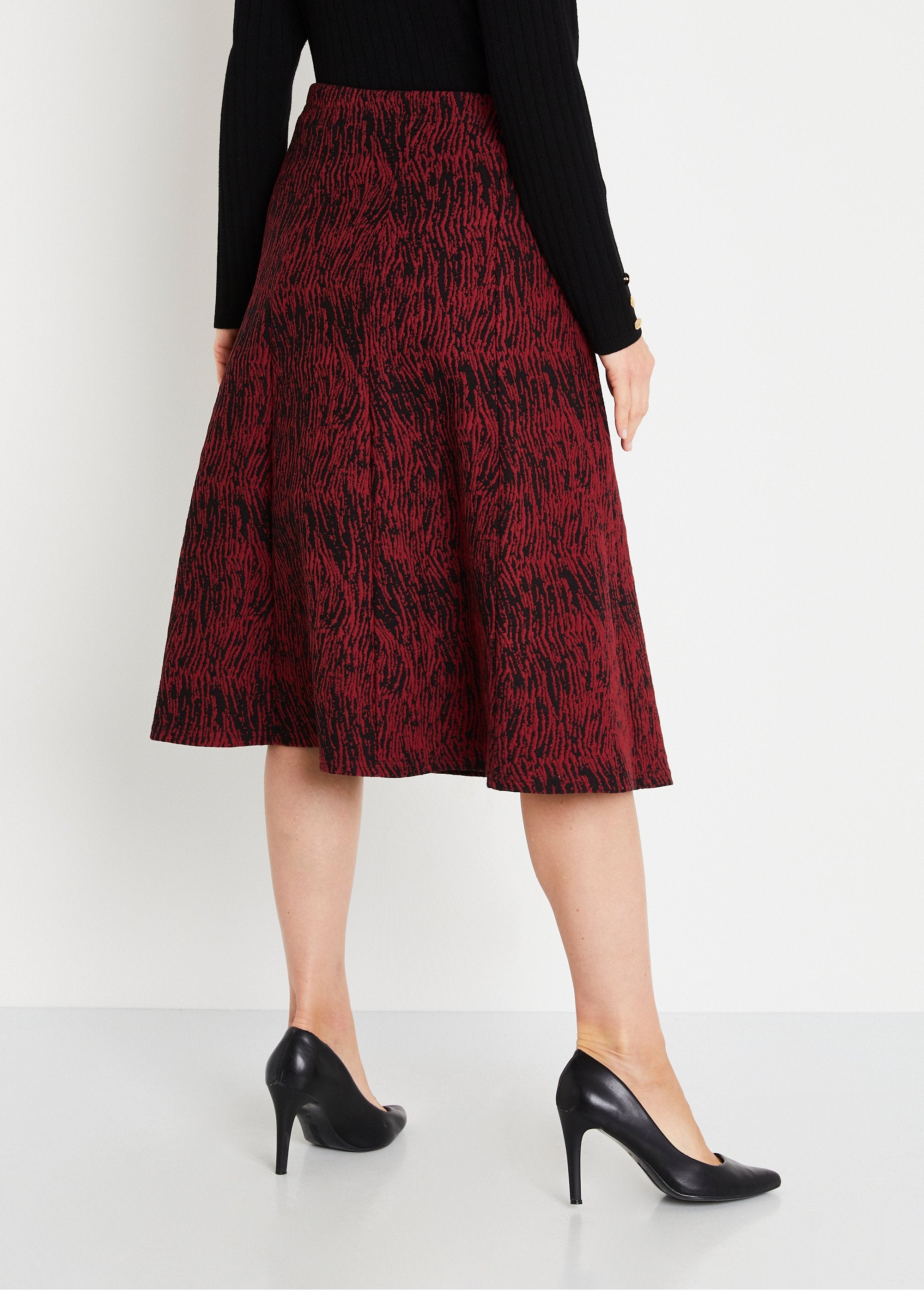 Long_flared_jacquard_knit_skirt_Burgundy_zebra_DO1_slim