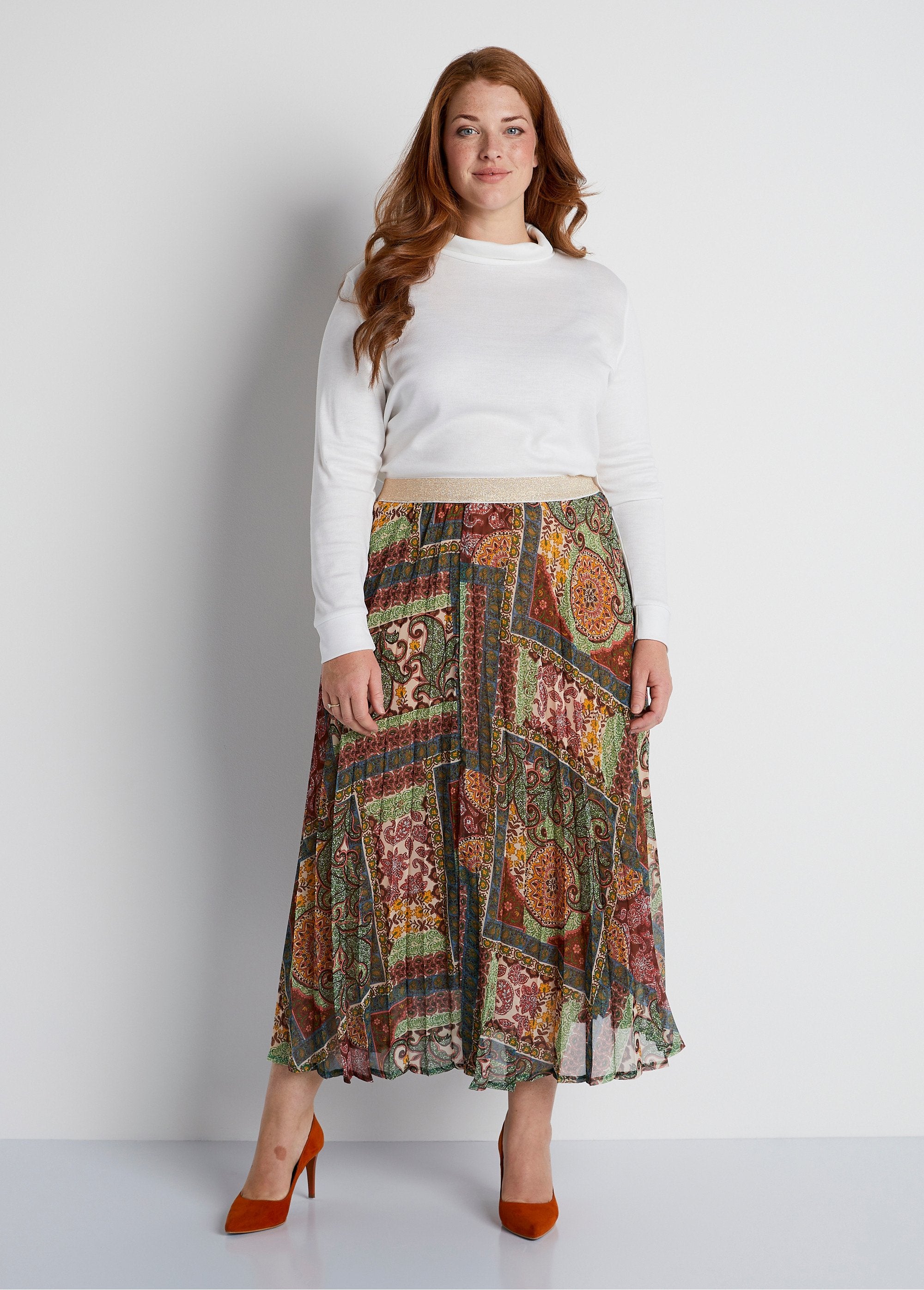 Printed_pleated_long_skirt_Camel_print_SF1_curvy