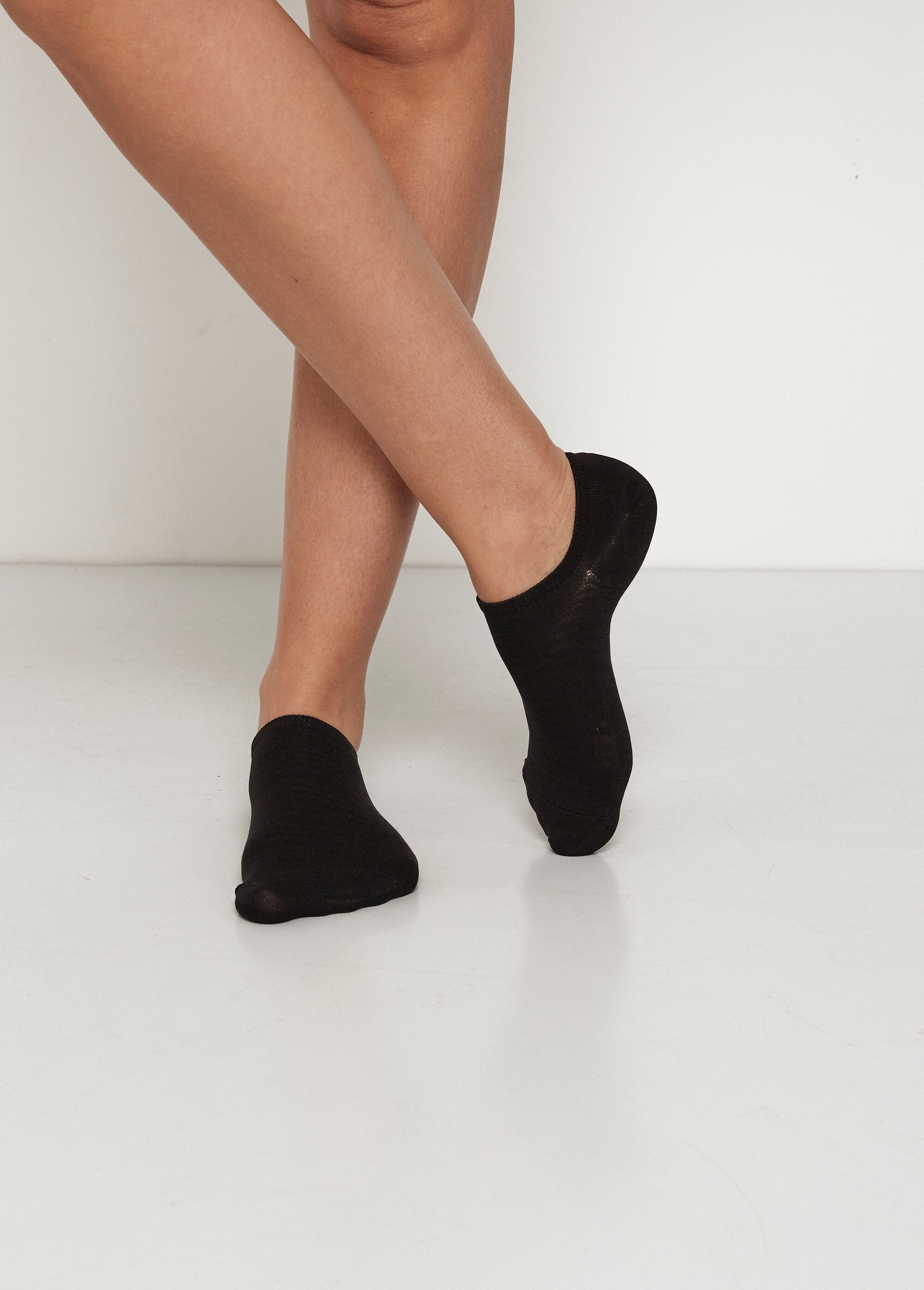 Lot_de_3_Socquettes_invisibles_microfibre,_foncé_Assortis_blanc__FA2_slim