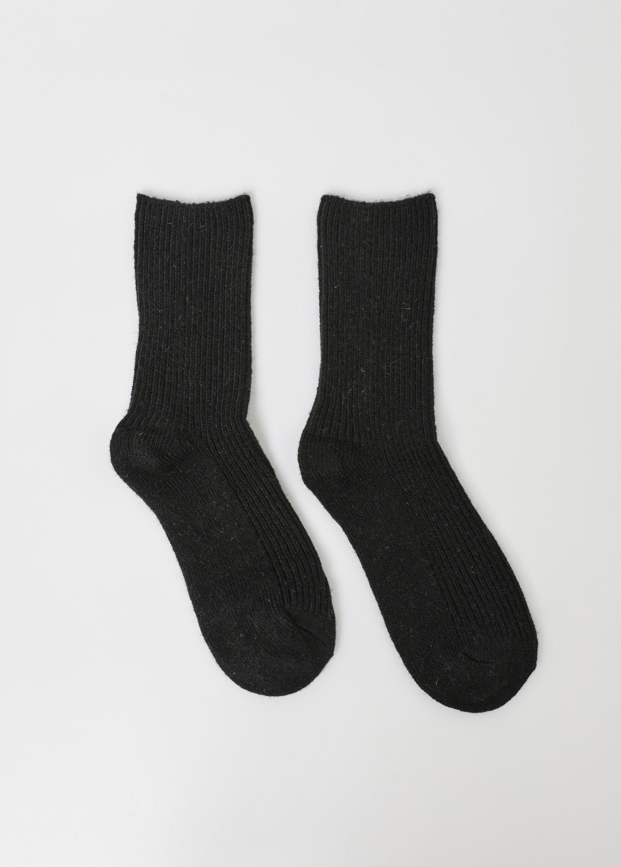 Paire_de_Chaussettes_laine,_fines_côtes_Noir_FA1_slim