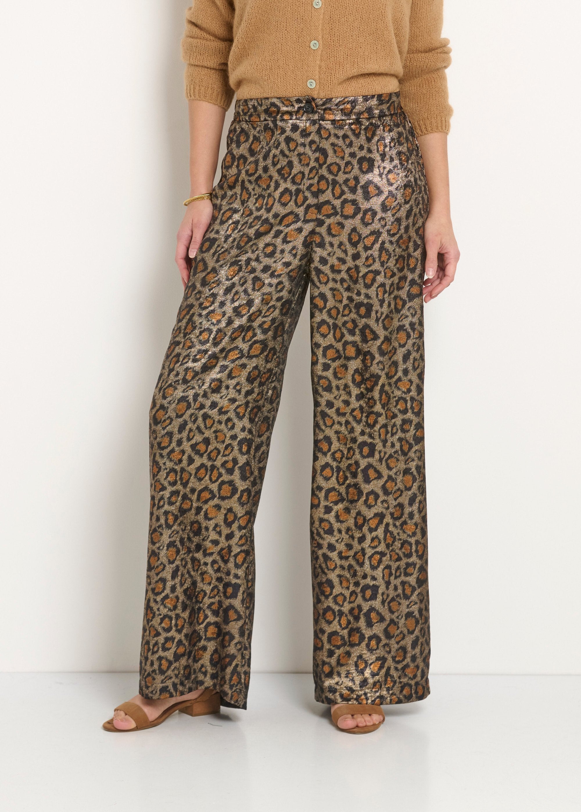 Leopard_print_wide_leg_pants_Leopard_FA1_slim