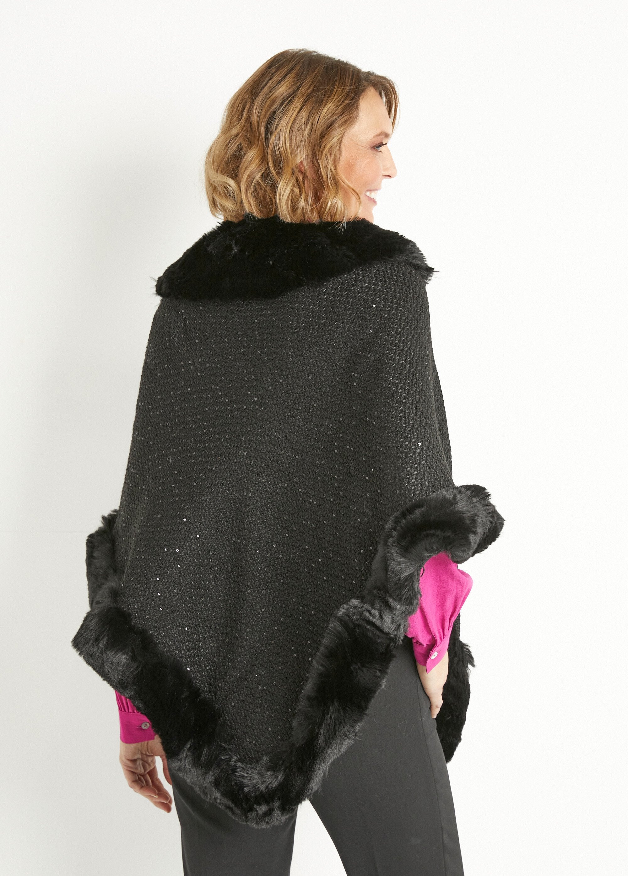 Poncho_with_fur_edge_and_sequined_mesh_Black_DO1_slim