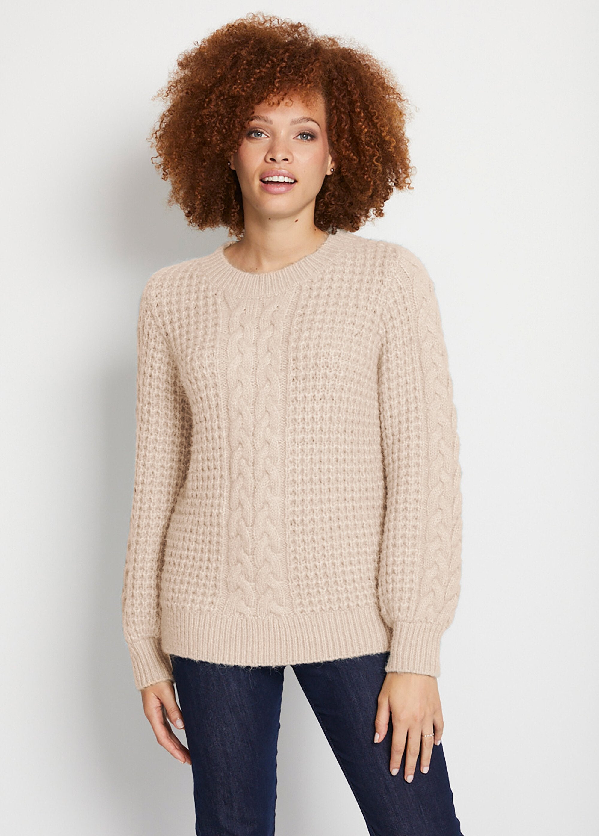 Warm_round_neck_fancy_soft_knit_sweater_String_FA1_slim