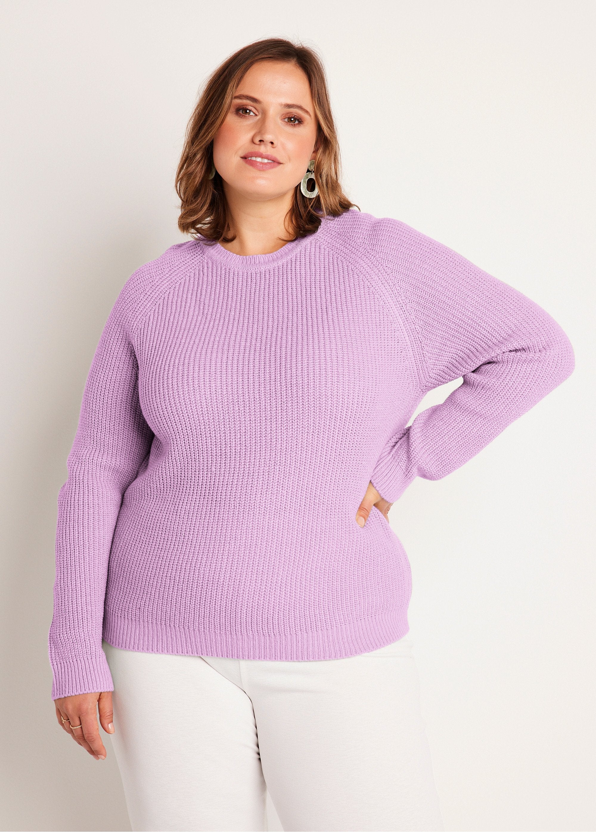 Round_neck_shiny_knit_sweater_Lilac_FA1_curvy