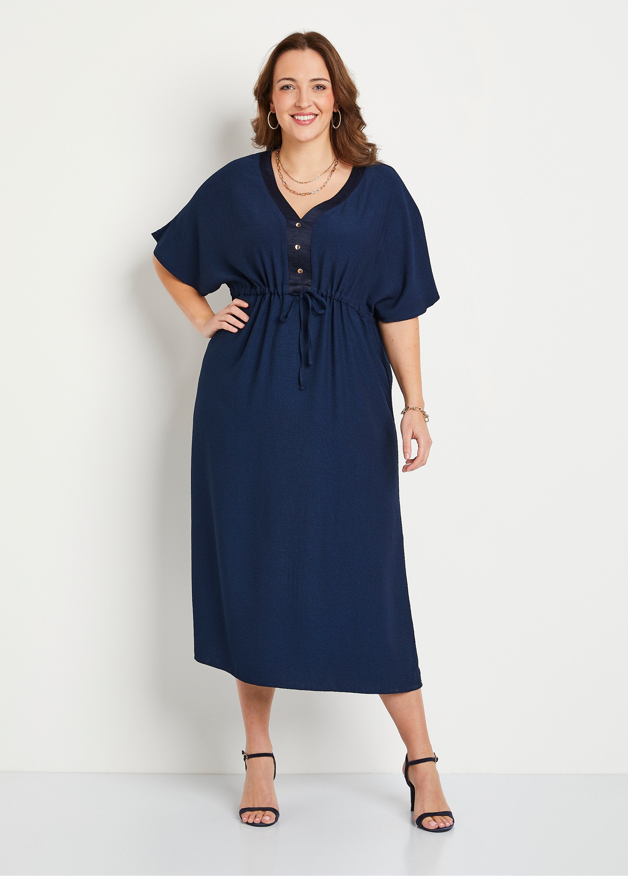 Long_plain_loose_dress_Marine_FA1_curvy