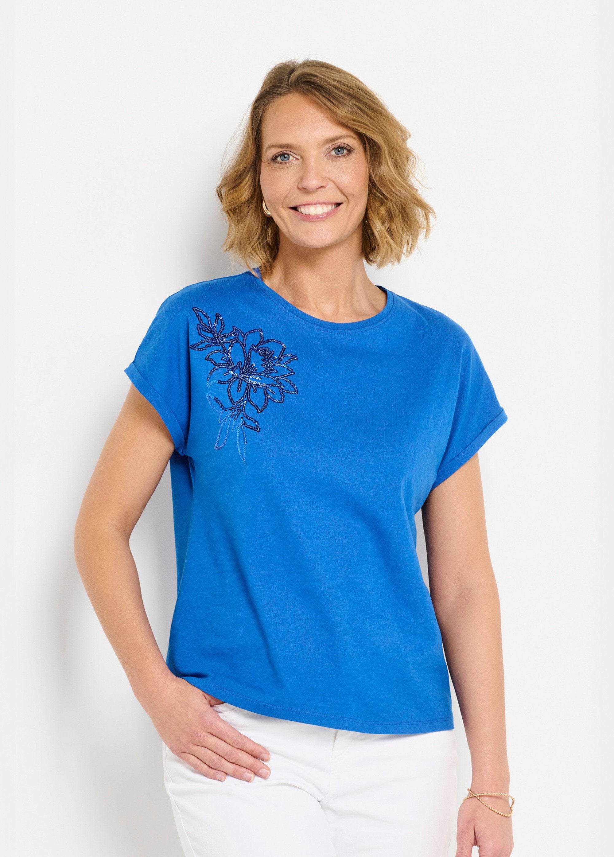 Plain_cotton_t-shirt_with_short_sleeves_and_sequins_Hard_blue_FA1_slim