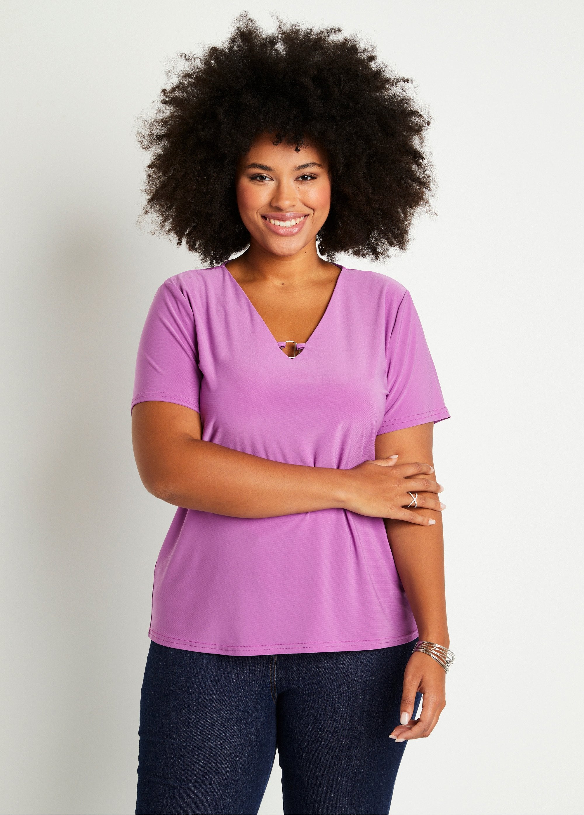 Plain_or_printed_short-sleeved_T-shirt_Plain_purple_FA2_curvy