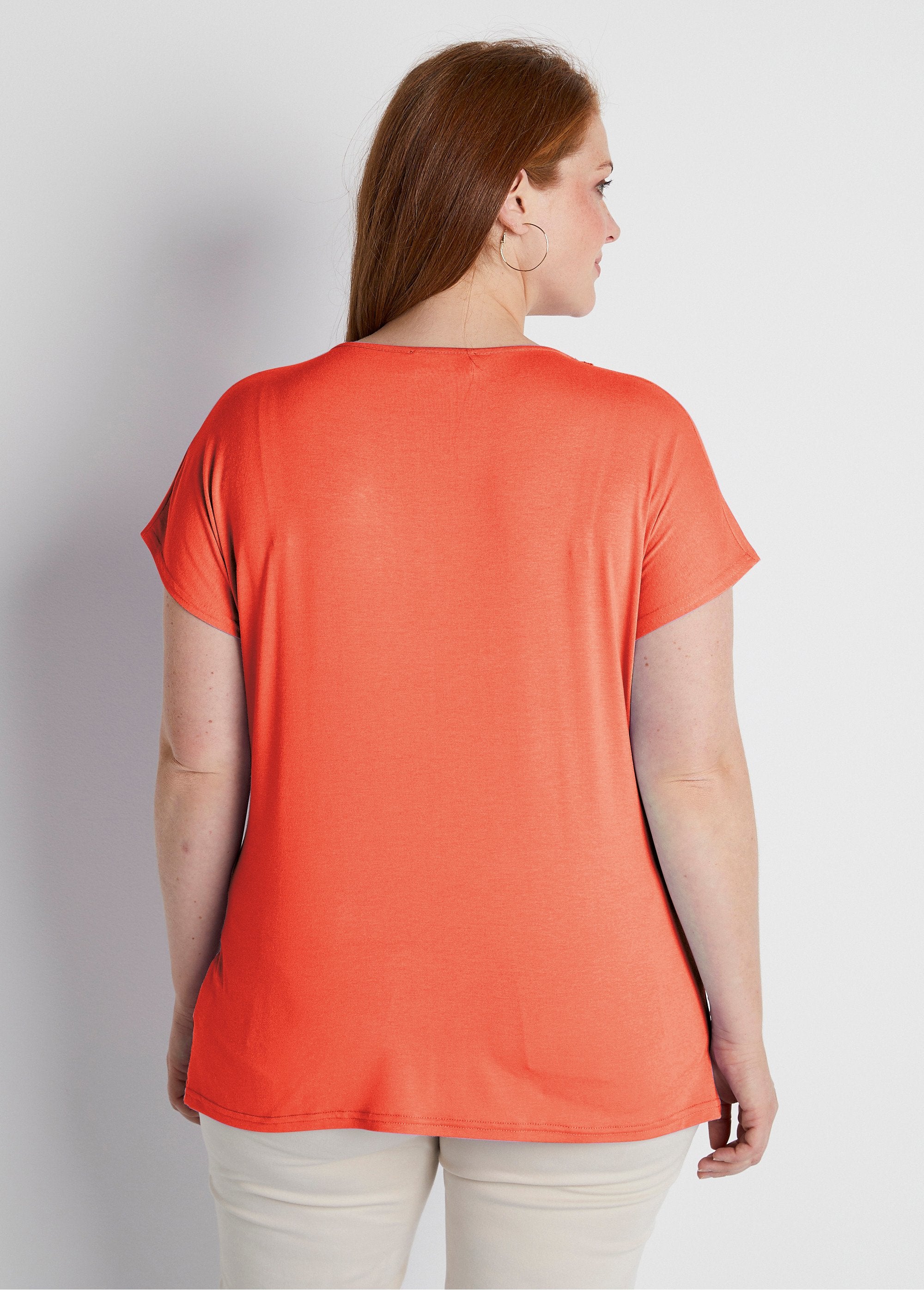 Short_stretch_lace_t-shirt_Coral_DO1_curvy